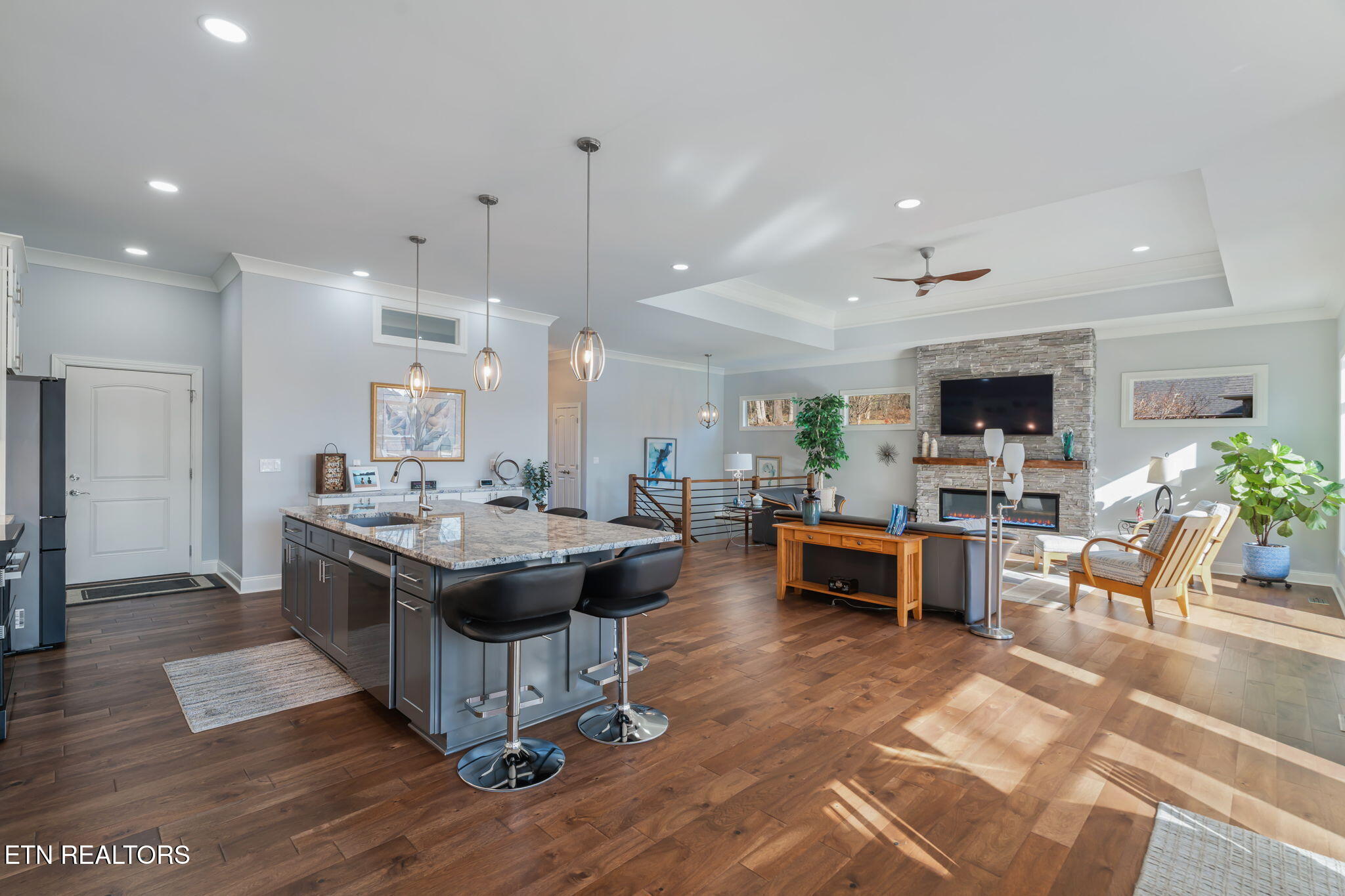 176 S Kanutsu Lane Loudon TN 37774