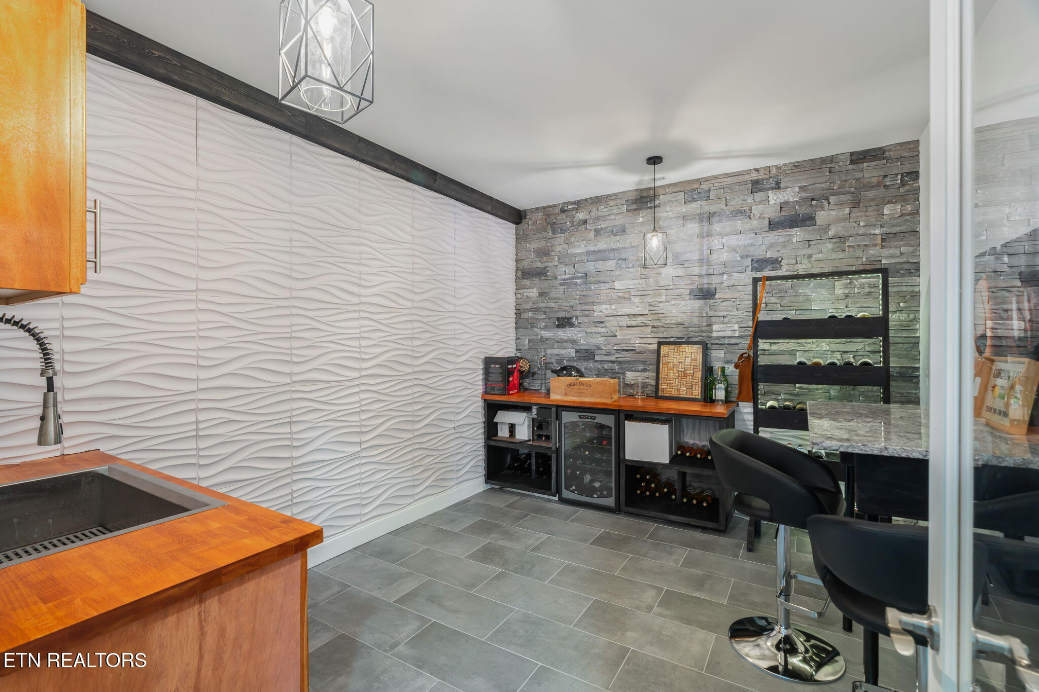176 S Kanutsu Lane Loudon TN 37774