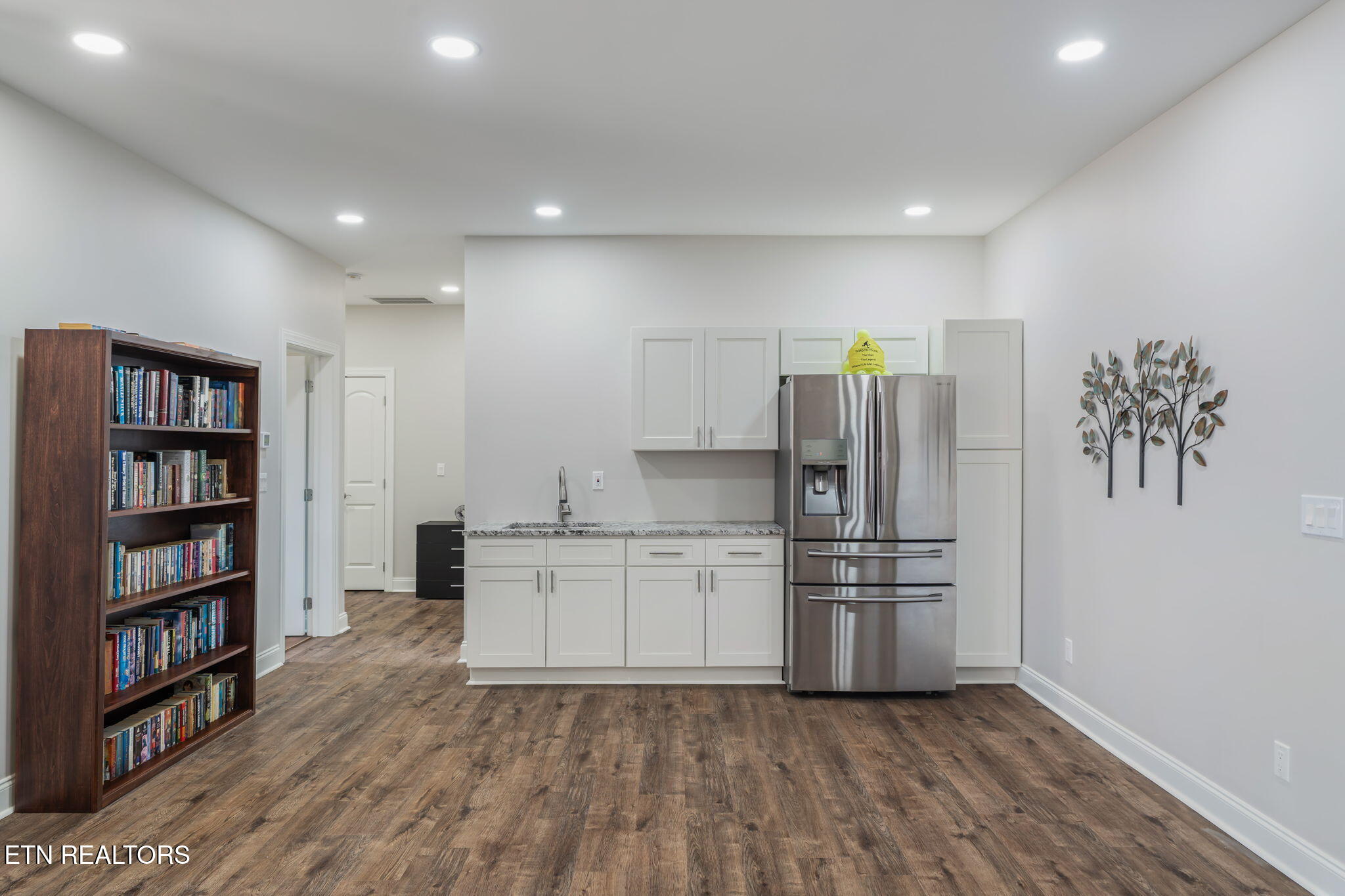 176 S Kanutsu Lane Loudon TN 37774