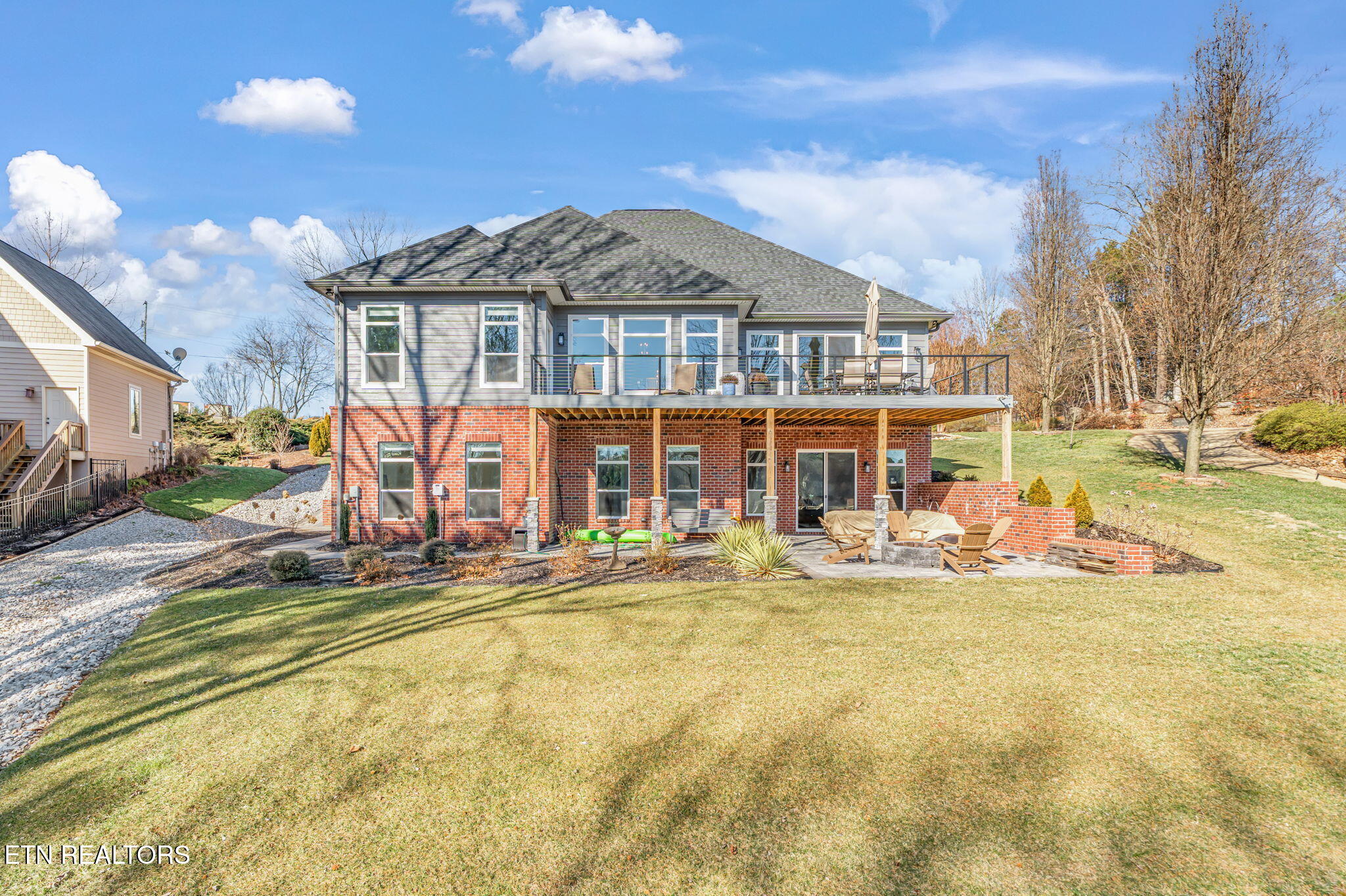 176 S Kanutsu Lane Loudon TN 37774