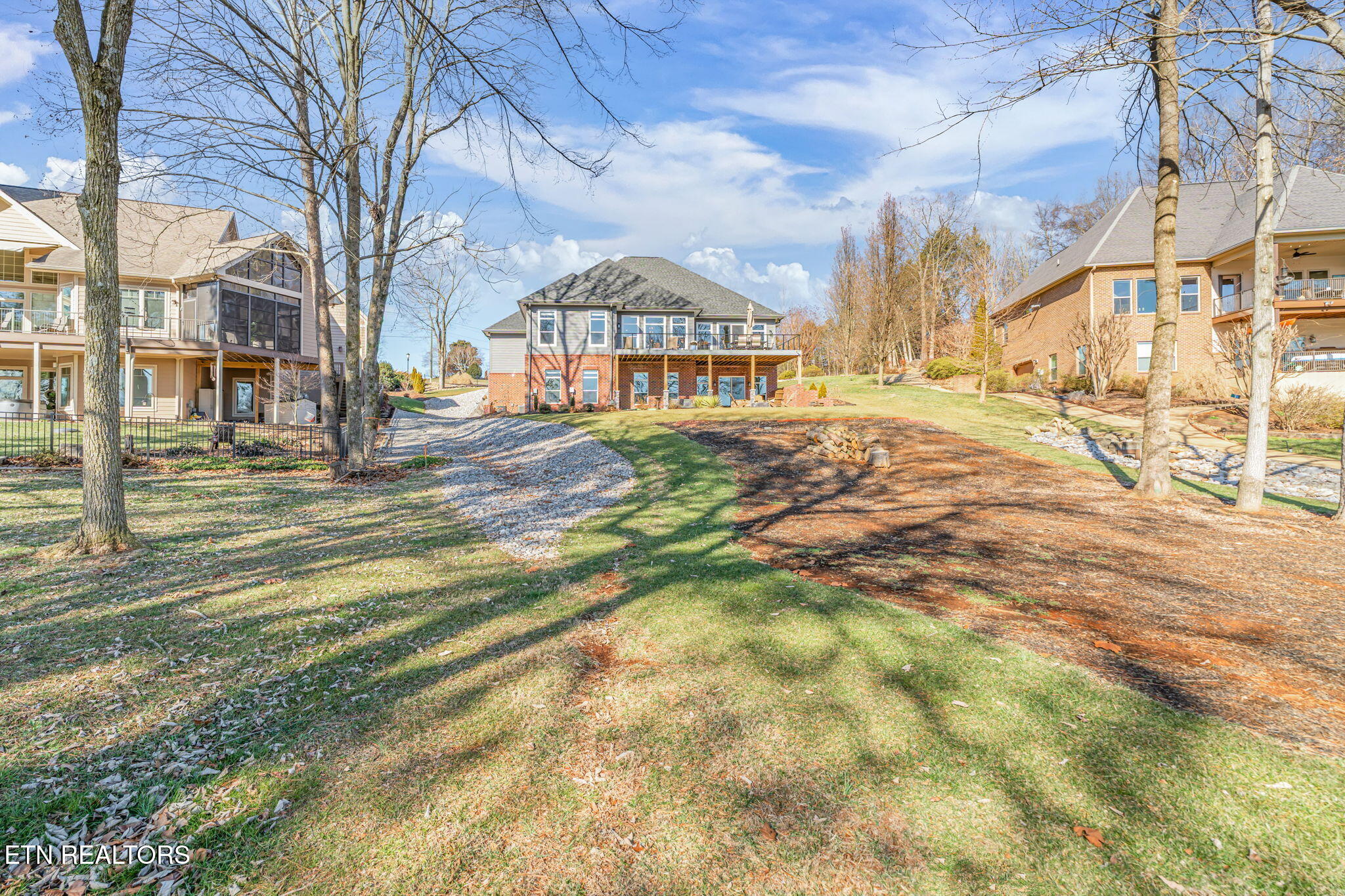 176 S Kanutsu Lane Loudon TN 37774