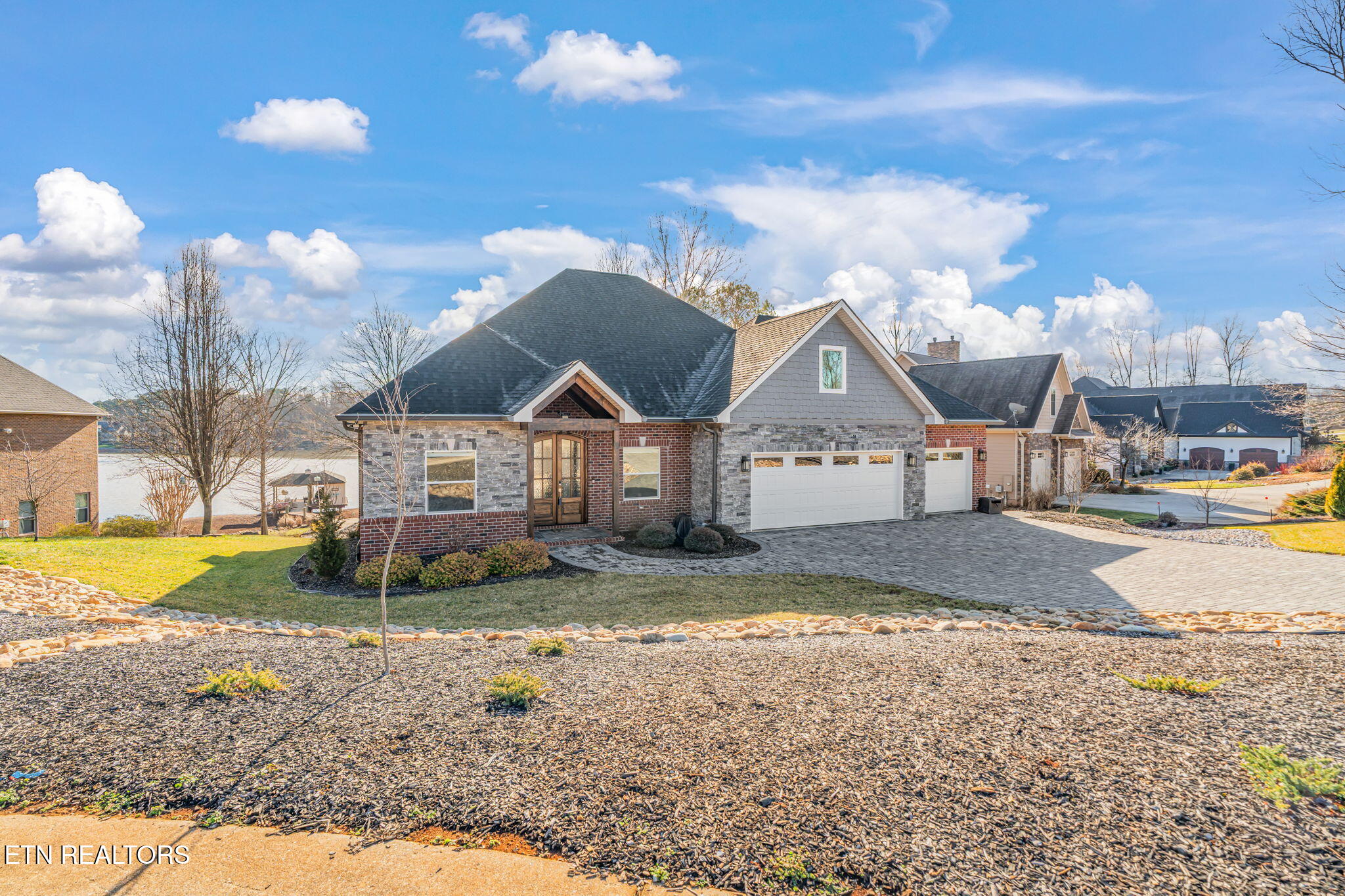176 S Kanutsu Lane Loudon TN 37774
