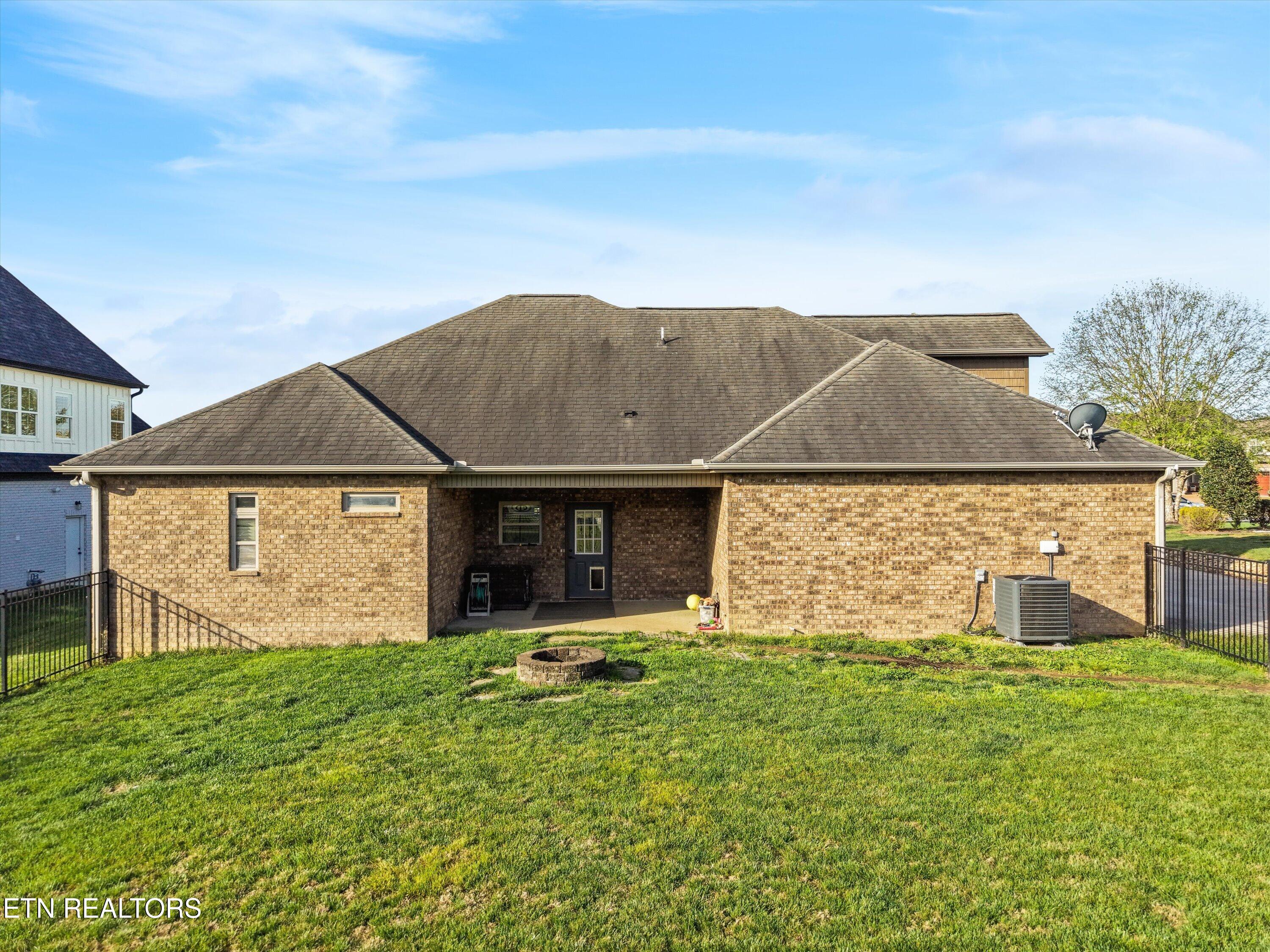 1416 St. Thomas Way Alcoa TN 37701