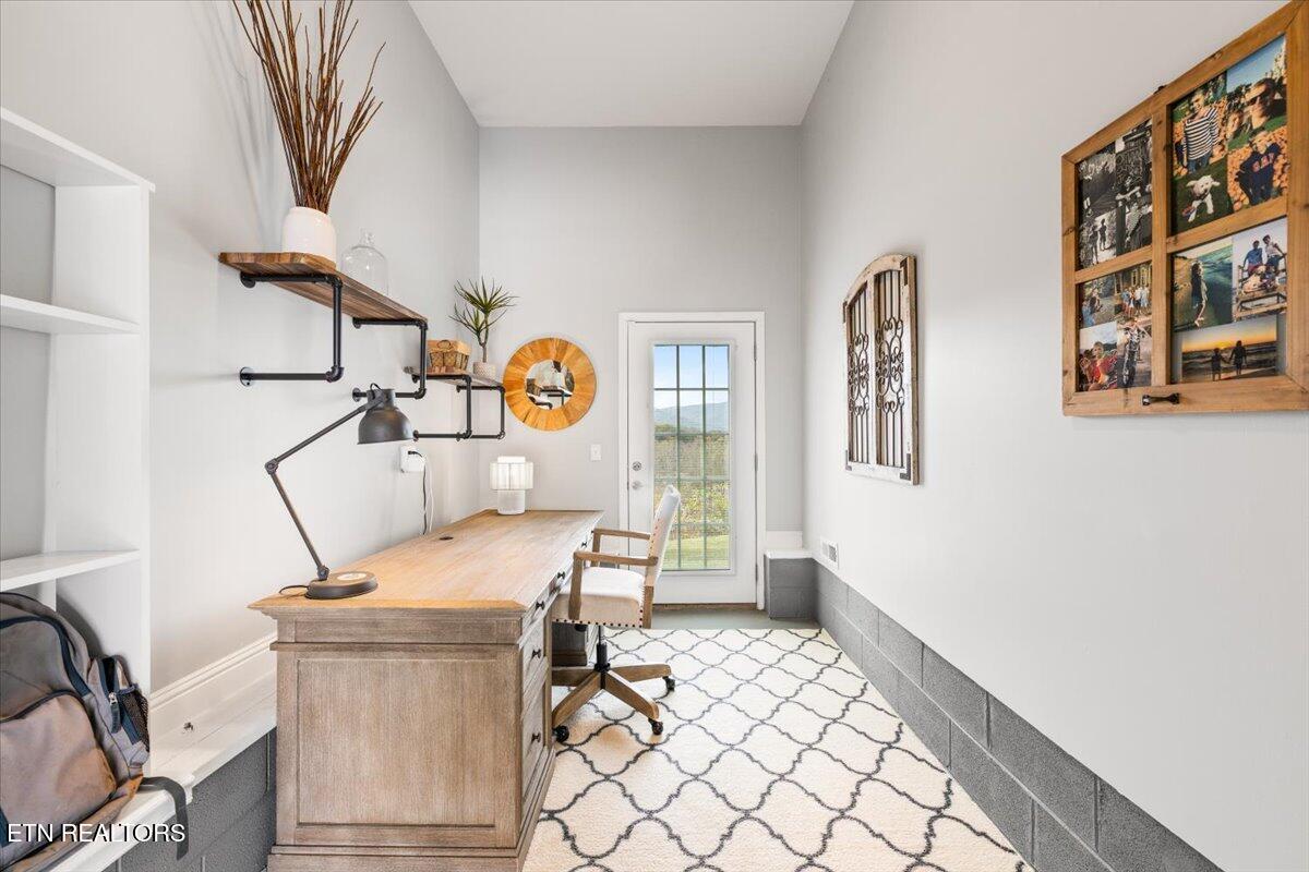 262 Bluff Trace Jacksboro TN 37757