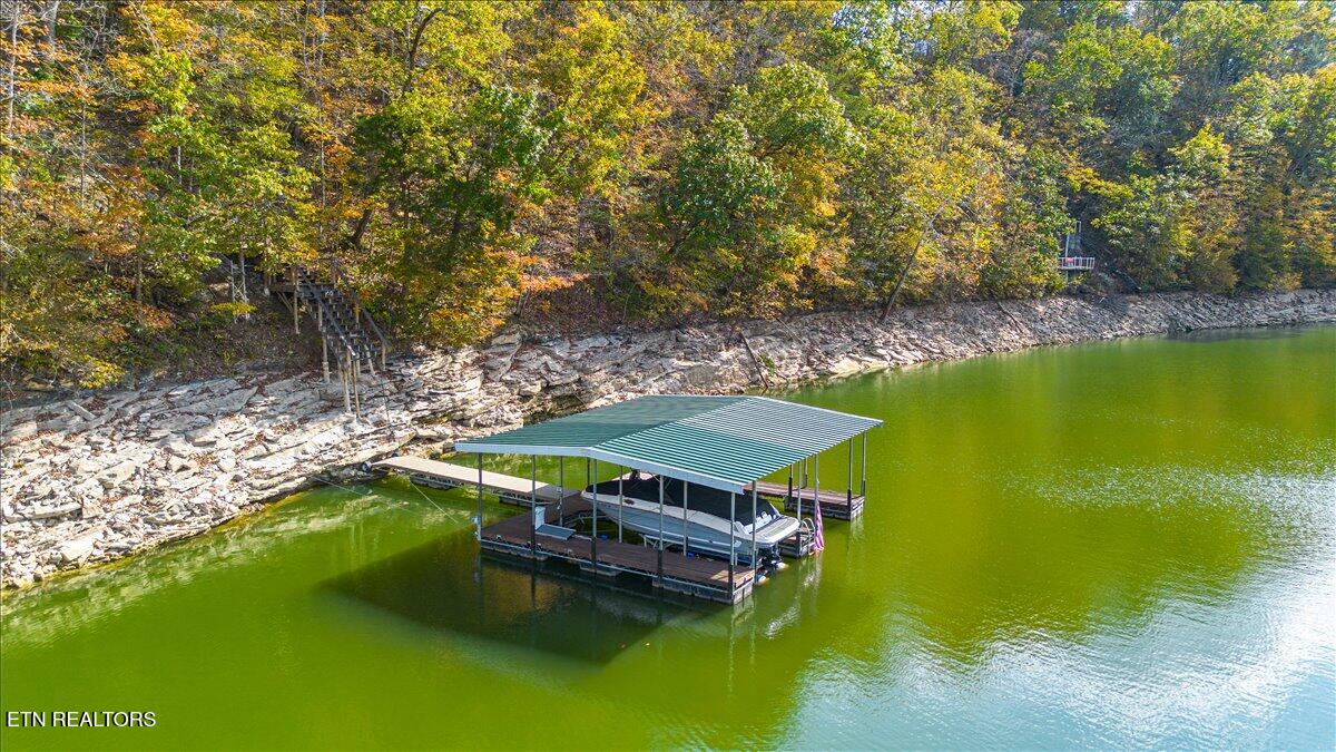 262 Bluff Trace Jacksboro TN 37757