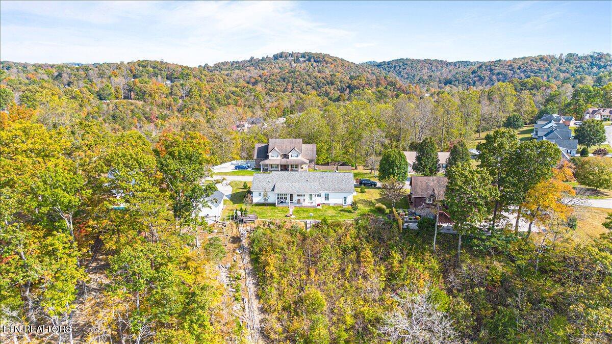 262 Bluff Trace Jacksboro TN 37757