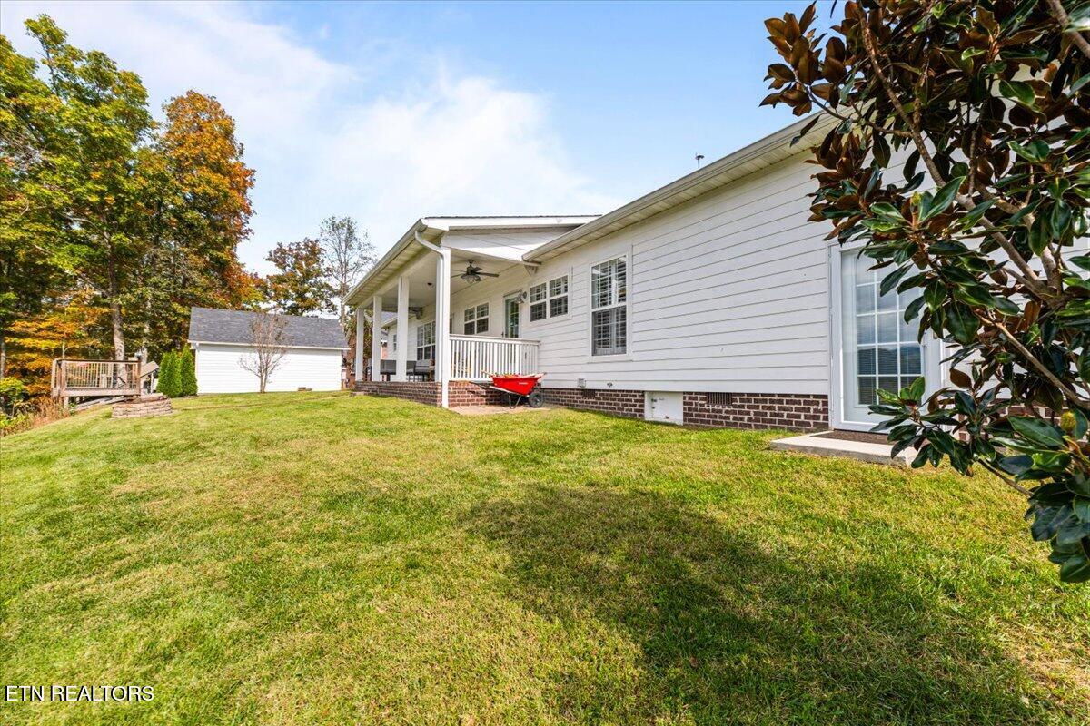 262 Bluff Trace Jacksboro TN 37757