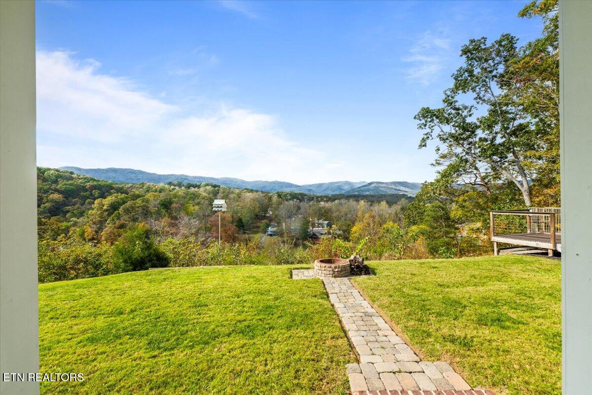 262 Bluff Trace Jacksboro TN 37757