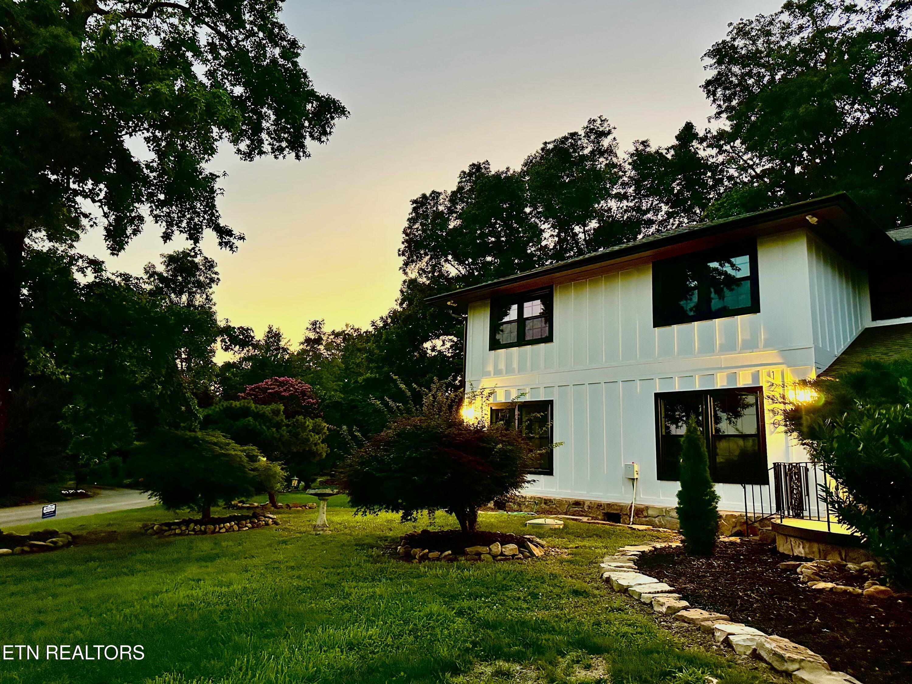 12000 S Fox Den Drive Knoxville TN 37934