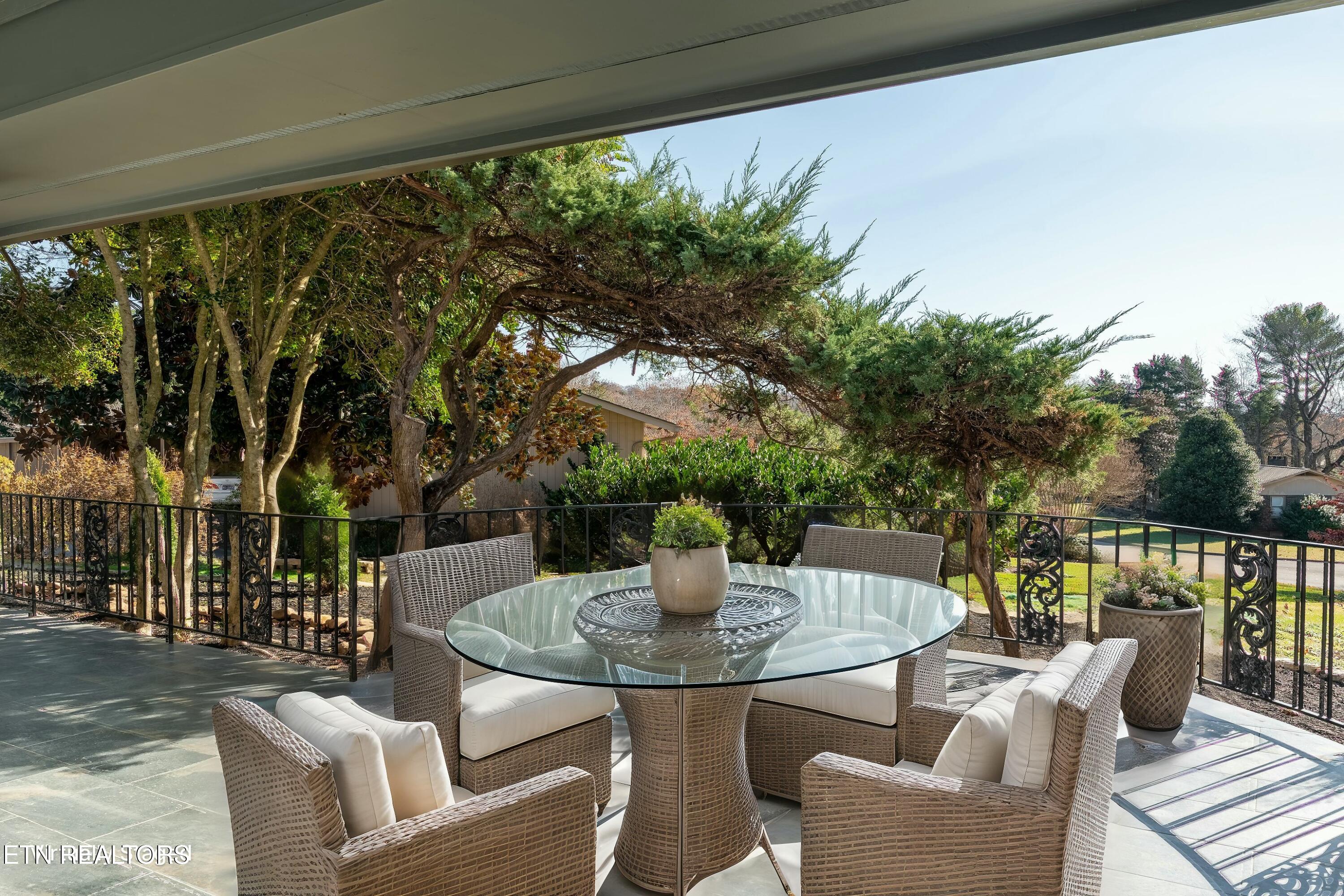 12000 S Fox Den Drive Knoxville TN 37934