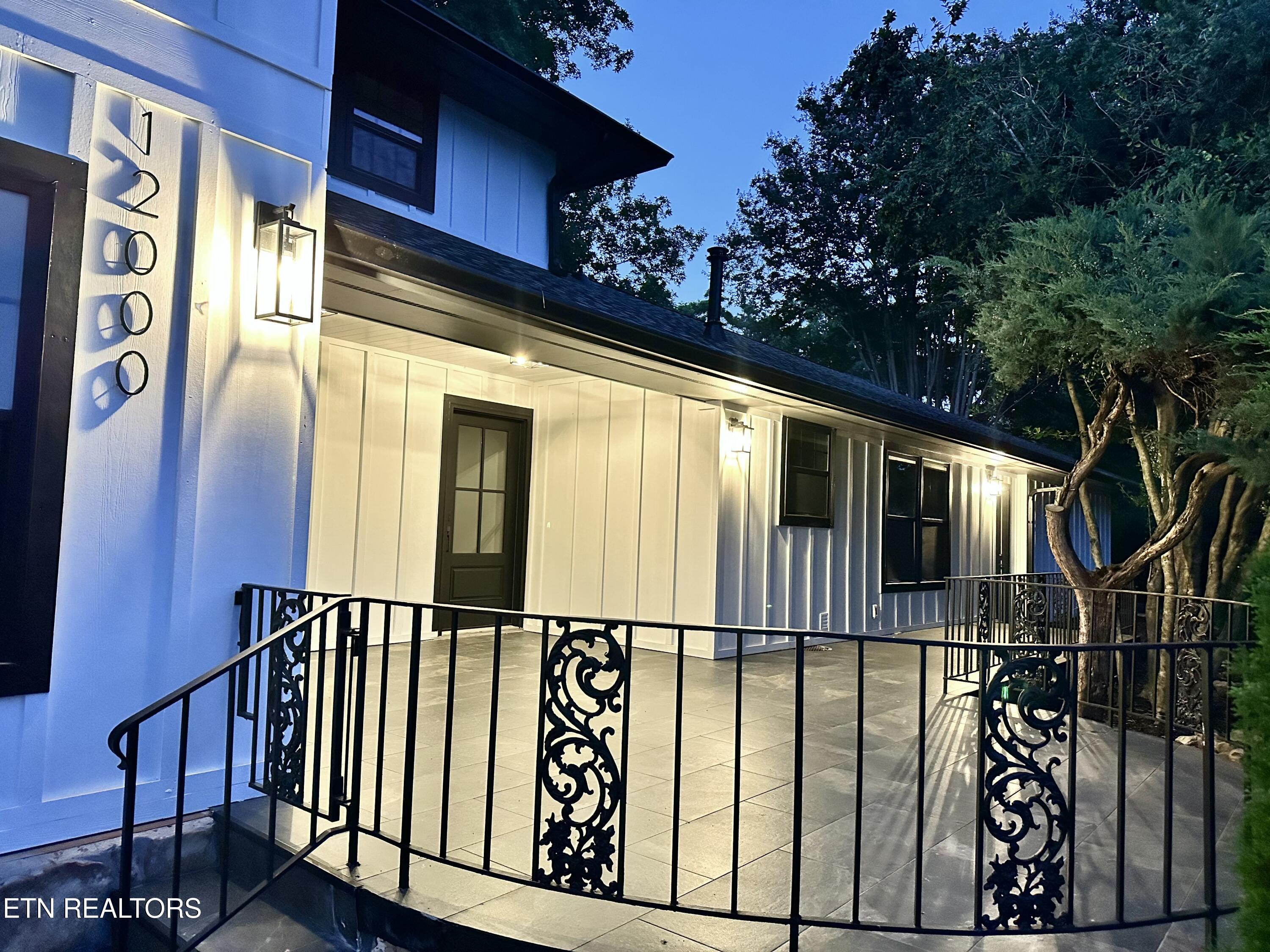 12000 S Fox Den Drive Knoxville TN 37934