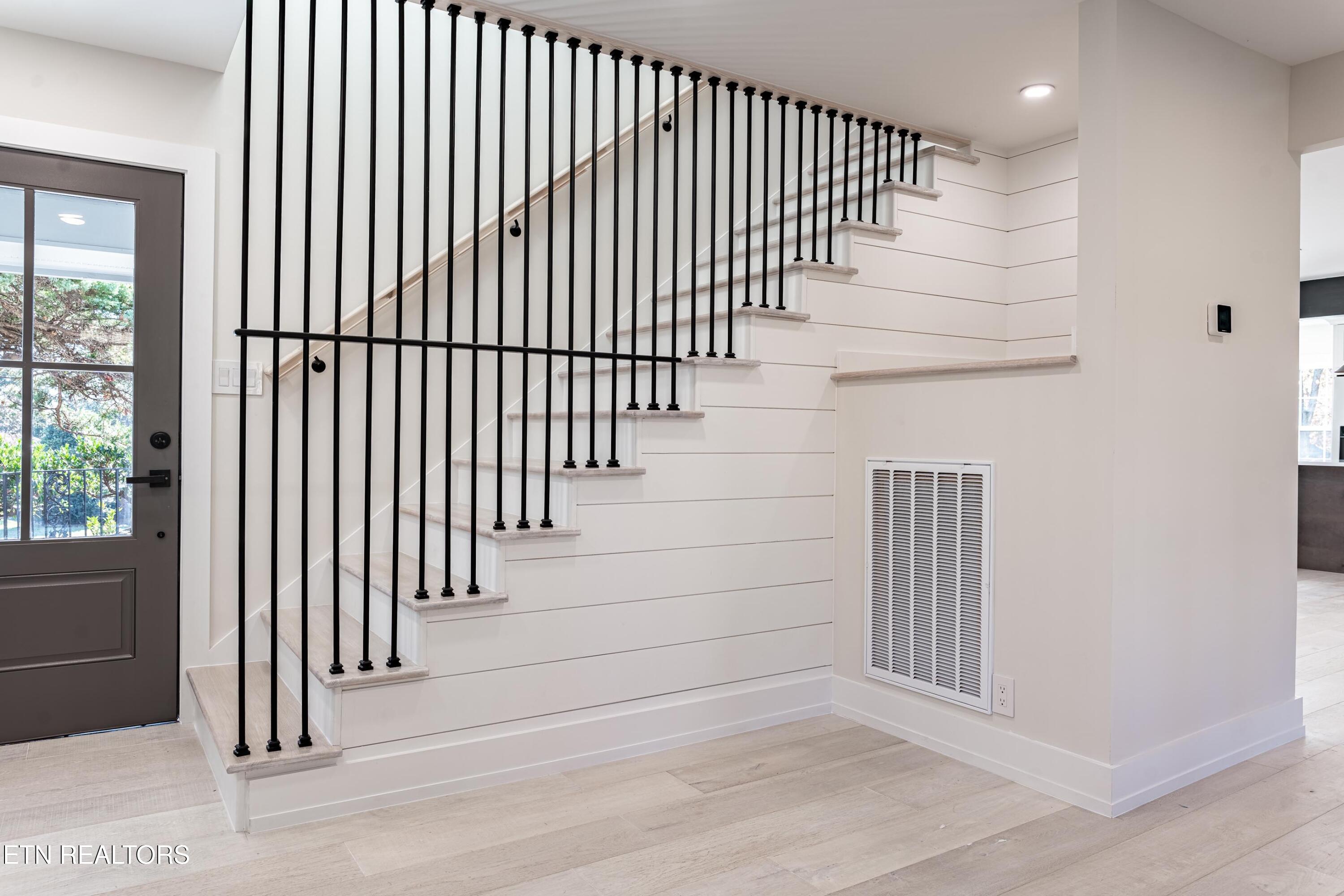 12000 S Fox Den Drive Knoxville TN 37934