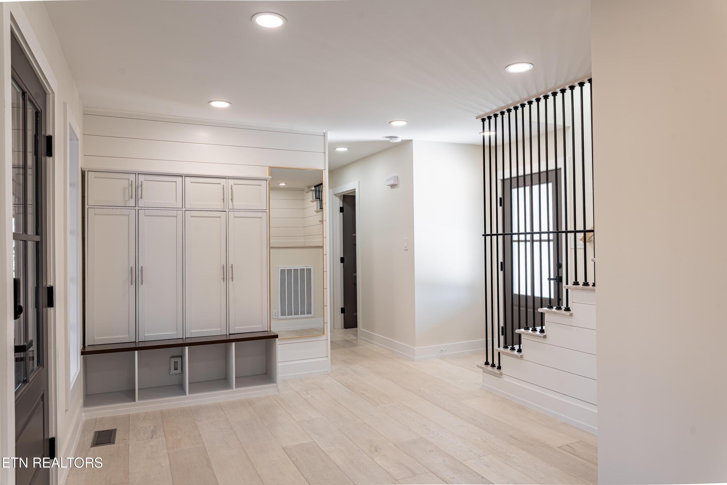 12000 S Fox Den Drive Knoxville TN 37934