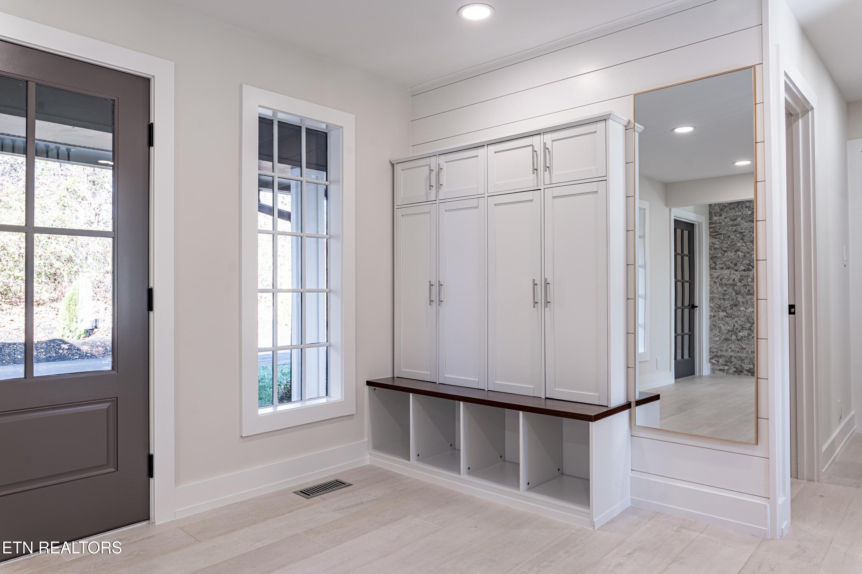 12000 S Fox Den Drive Knoxville TN 37934