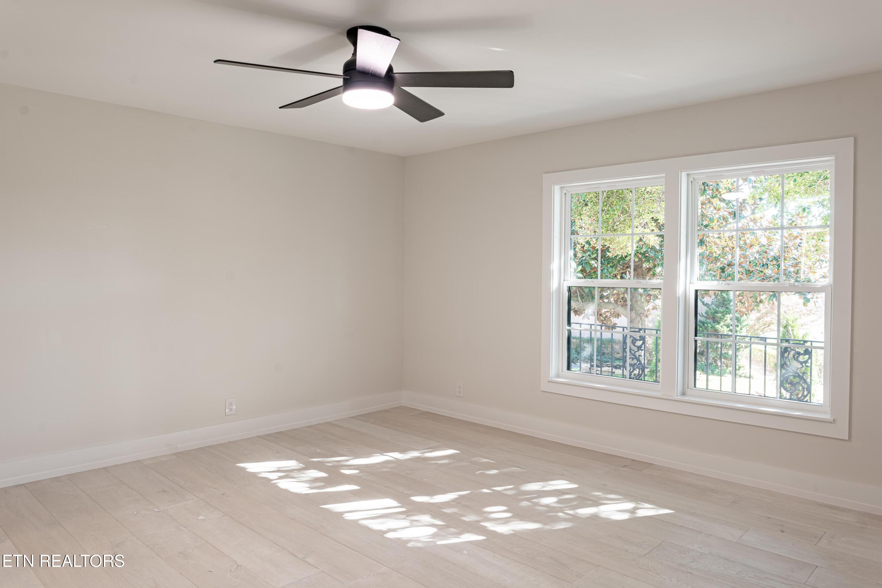 12000 S Fox Den Drive Knoxville TN 37934