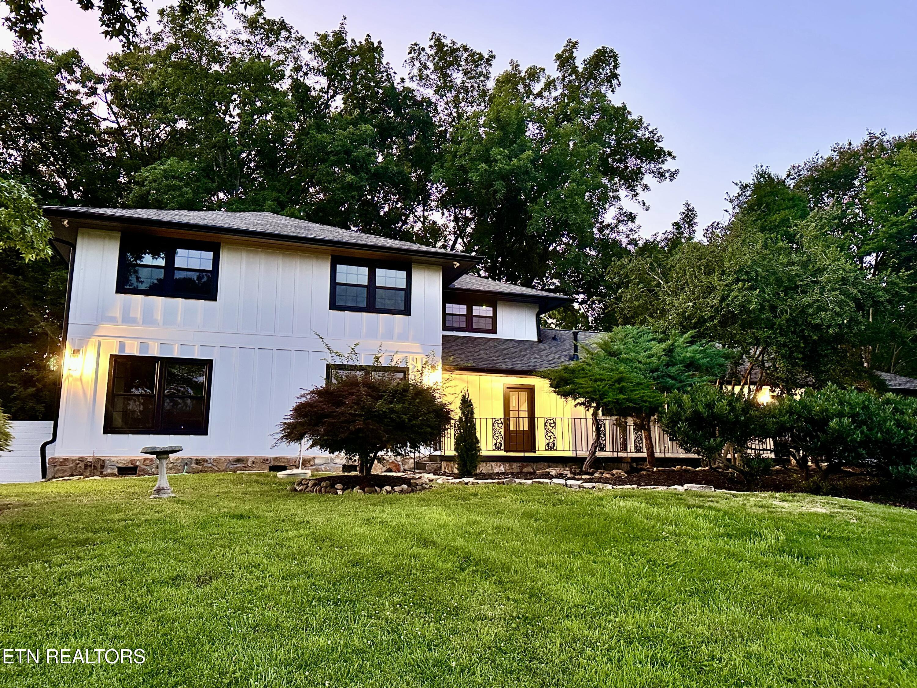 12000 S Fox Den Drive Knoxville TN 37934