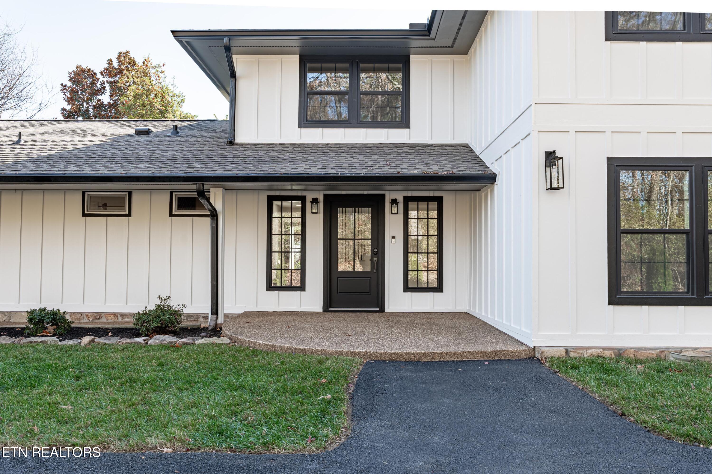 12000 S Fox Den Drive Knoxville TN 37934