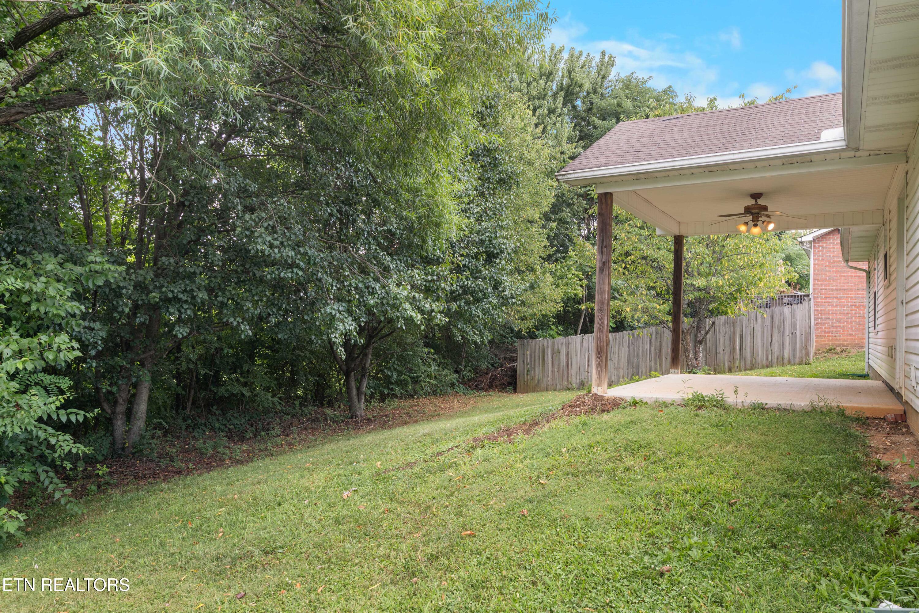 1813 Tillery Square Lane Knoxville TN 37912