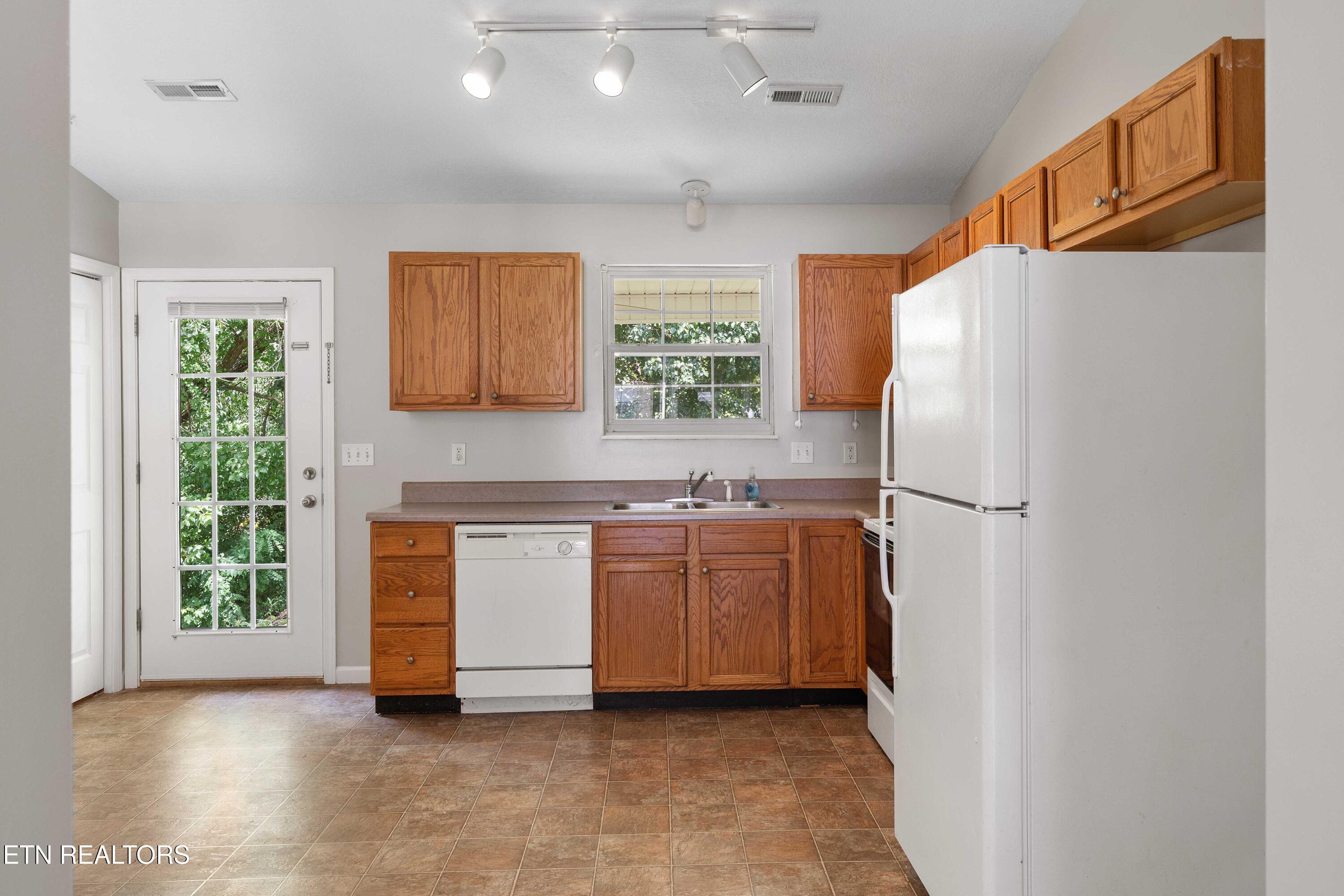 1813 Tillery Square Lane Knoxville TN 37912