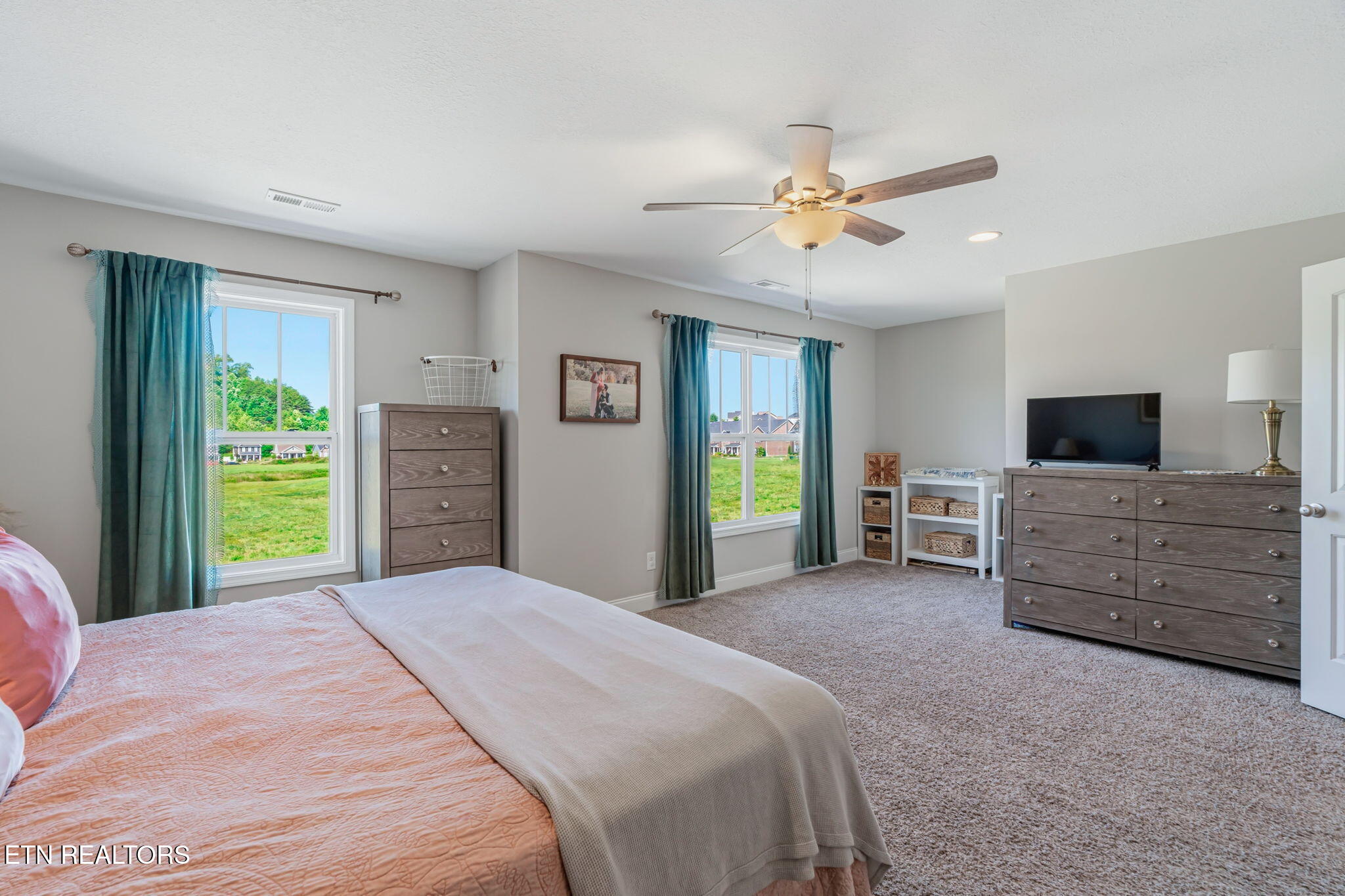282 Broadberry Avenue Oak Ridge TN 37830