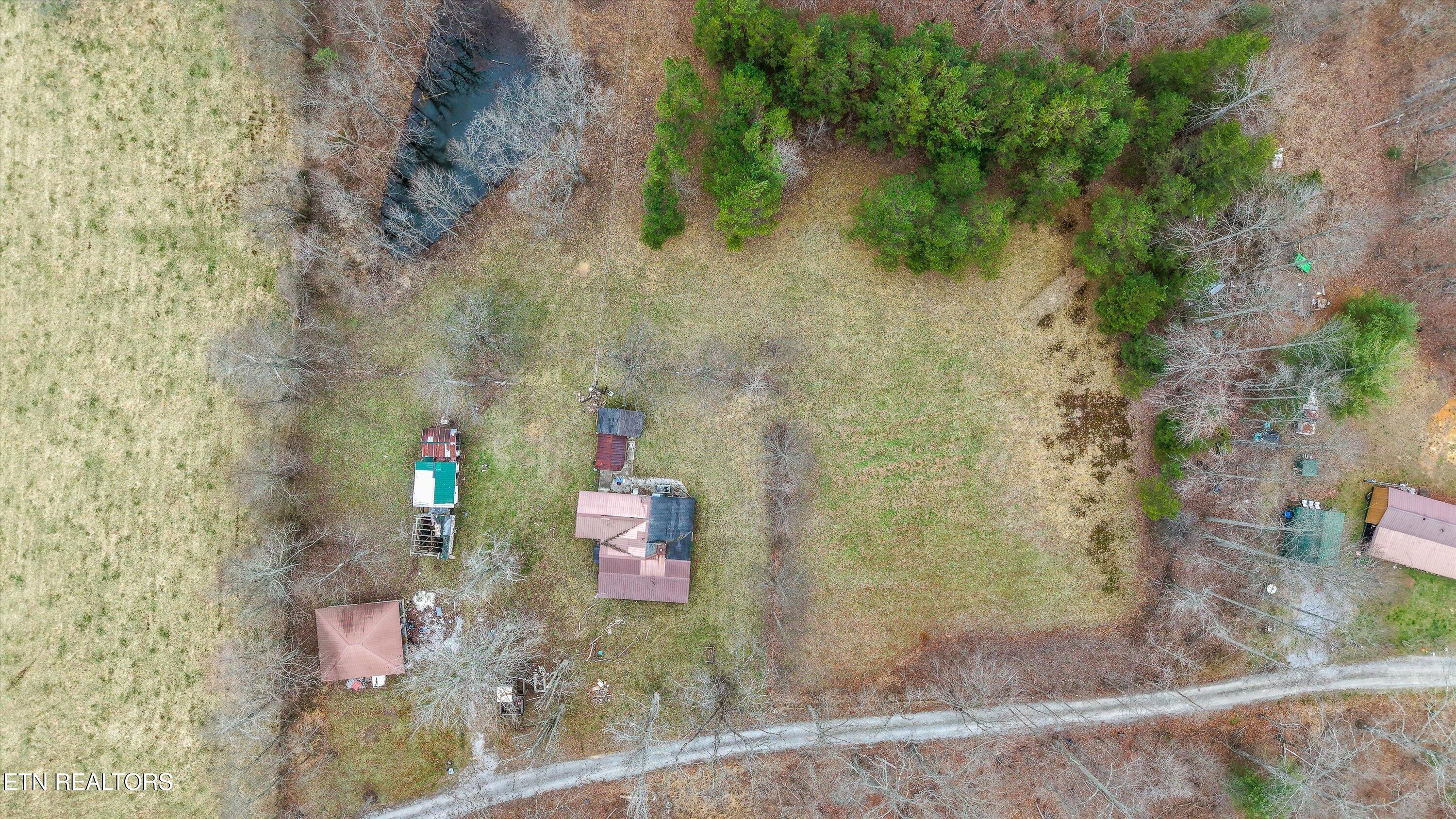 249 Wiley England Road Sunbright TN 37872