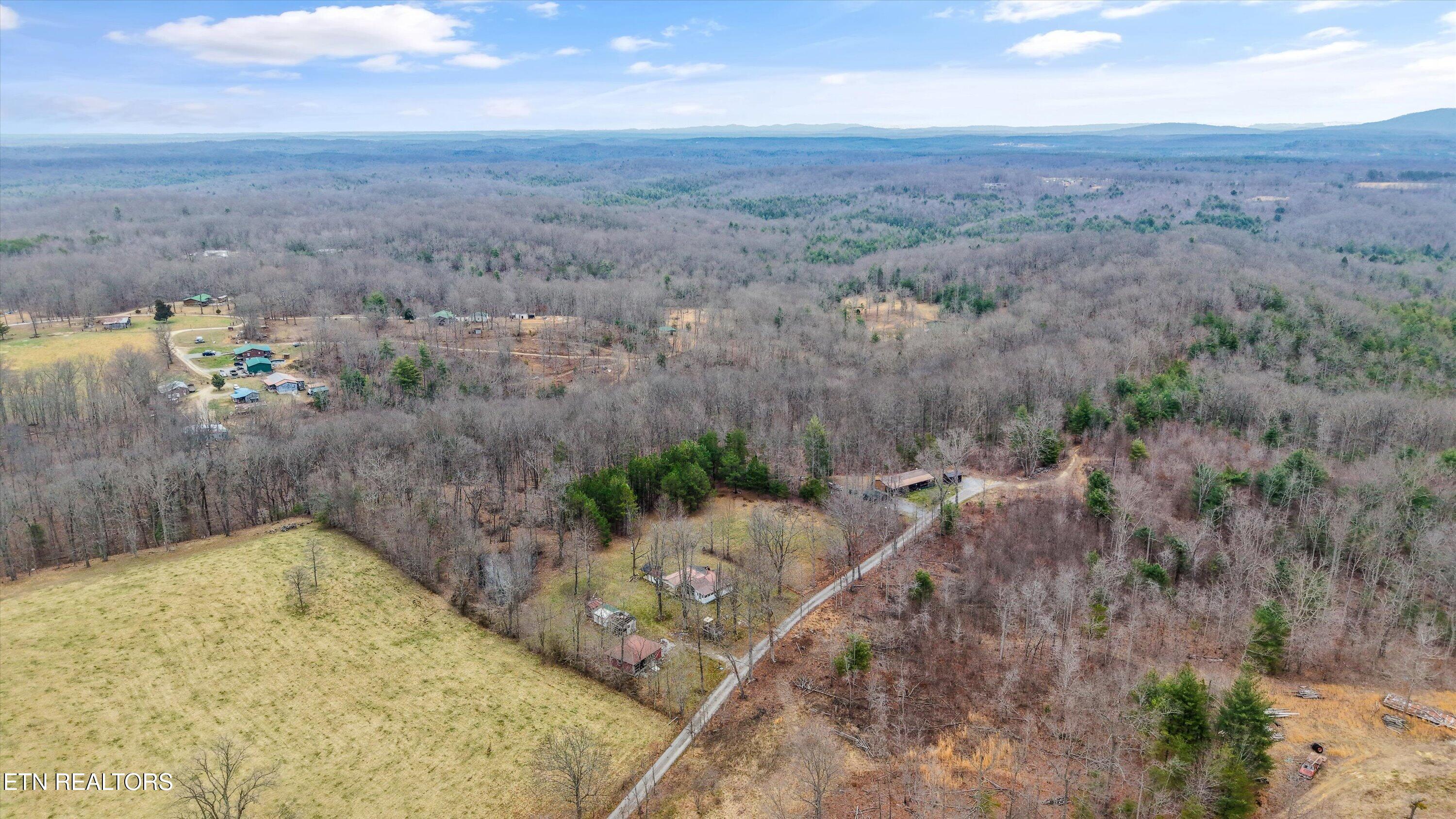 249 Wiley England Road Sunbright TN 37872