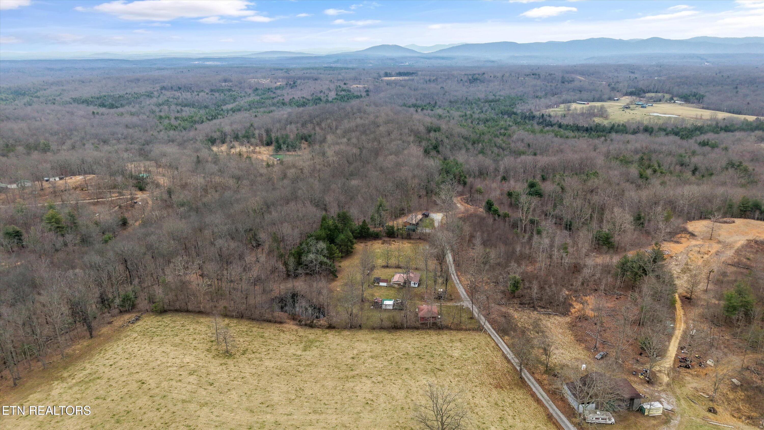 249 Wiley England Road Sunbright TN 37872