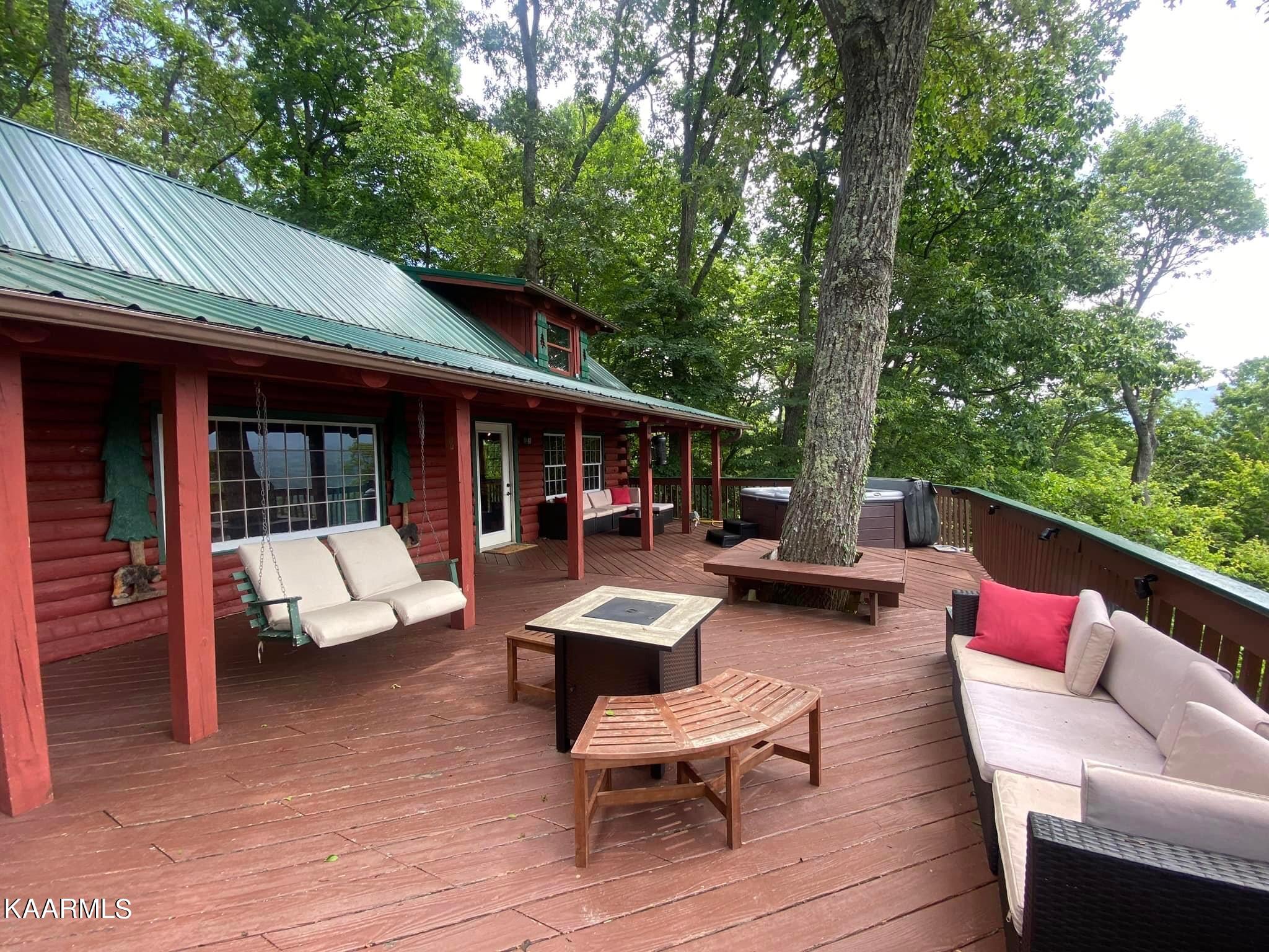 1008 E Foothills Drive Gatlinburg TN 37738