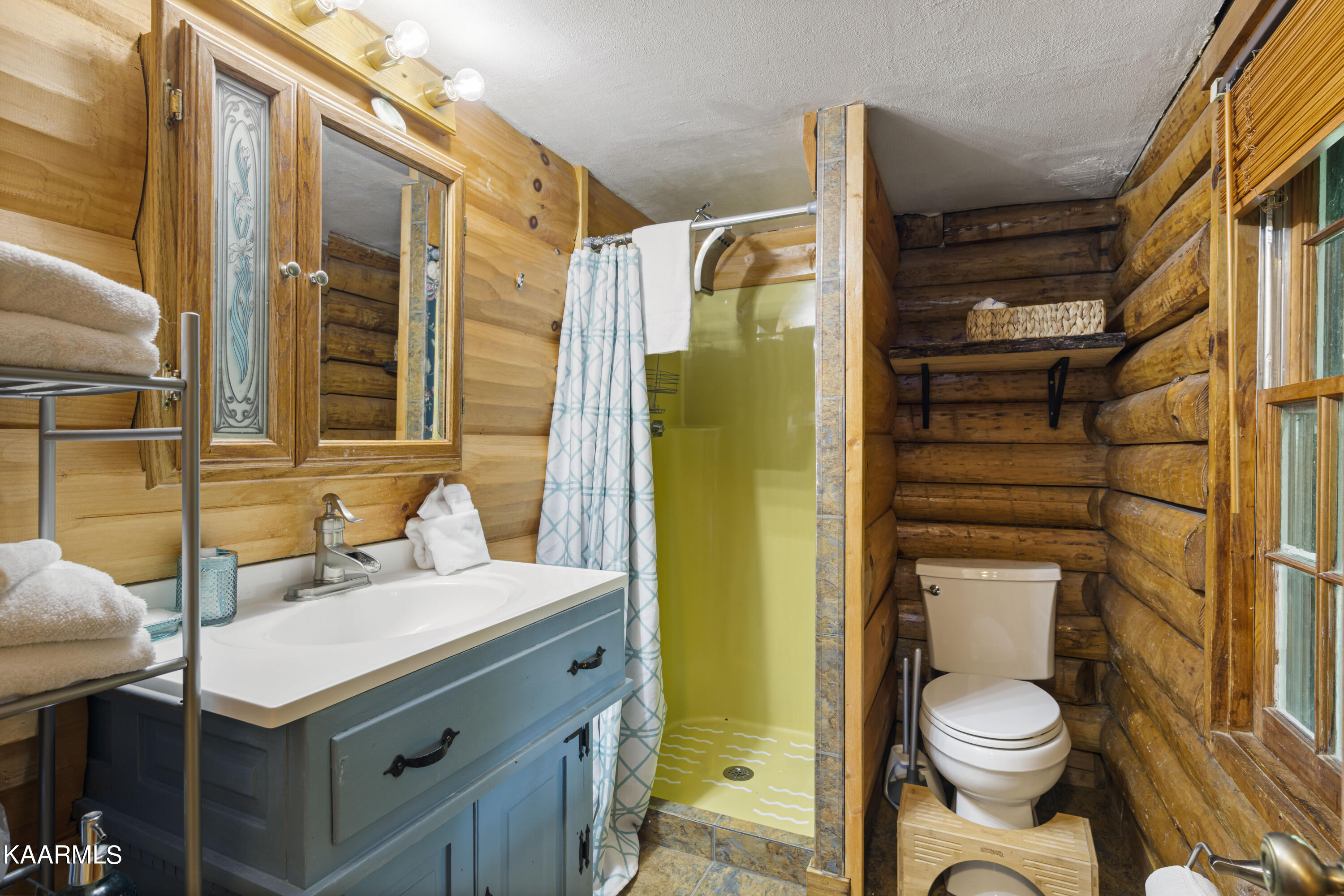 1008 E Foothills Drive Gatlinburg TN 37738
