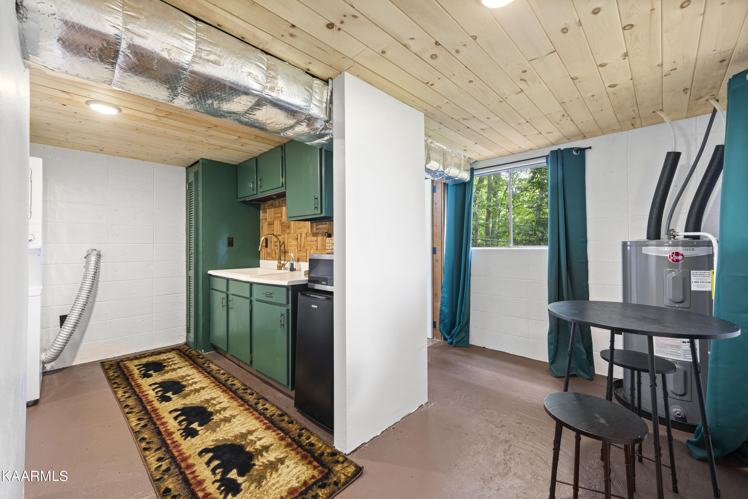 1008 E Foothills Drive Gatlinburg TN 37738