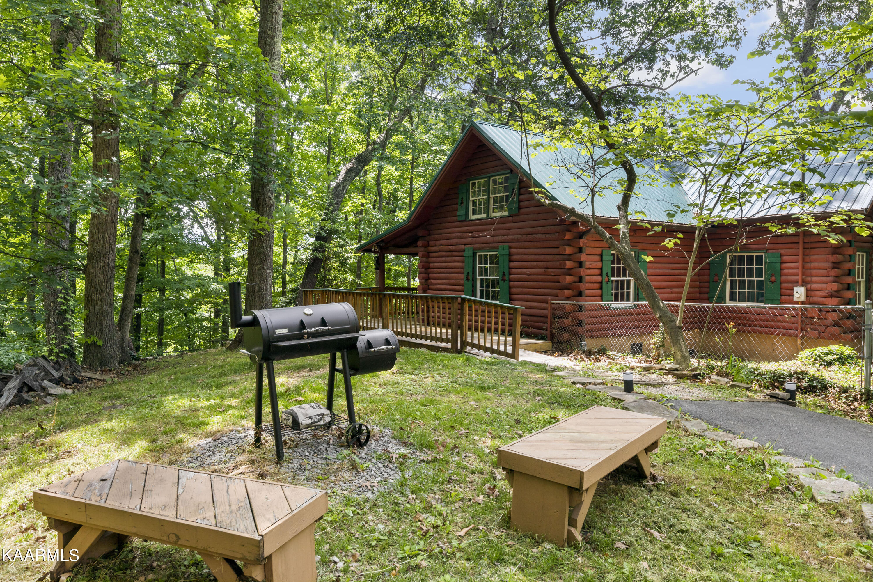 1008 E Foothills Drive Gatlinburg TN 37738