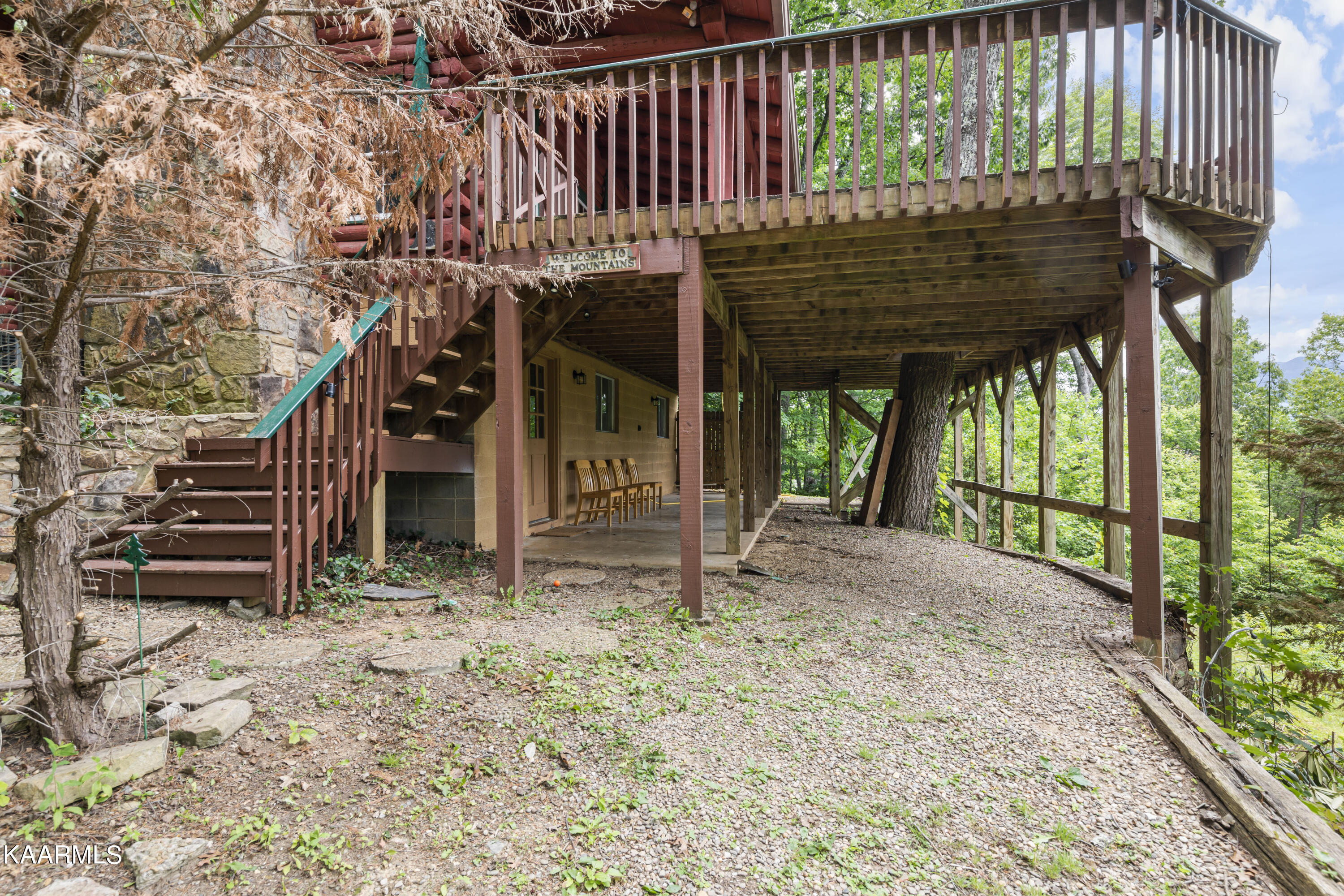 1008 E Foothills Drive Gatlinburg TN 37738