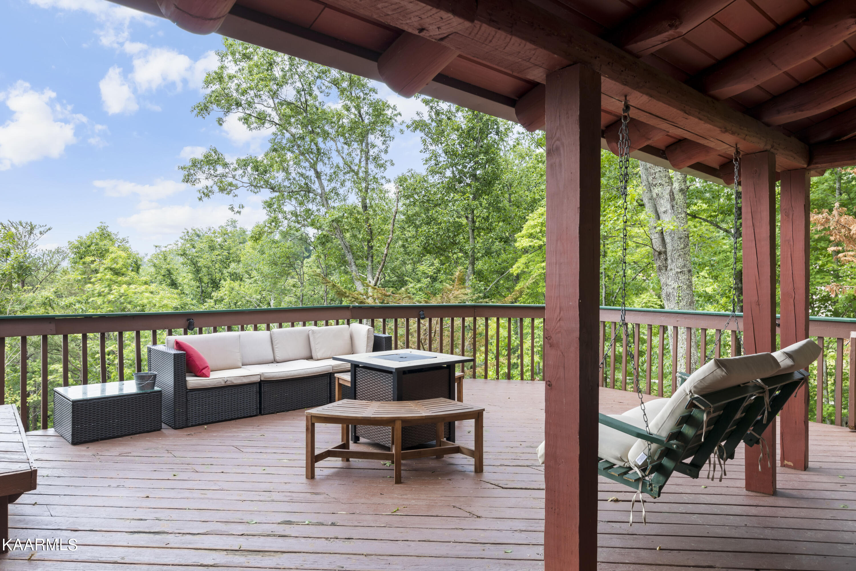 1008 E Foothills Drive Gatlinburg TN 37738