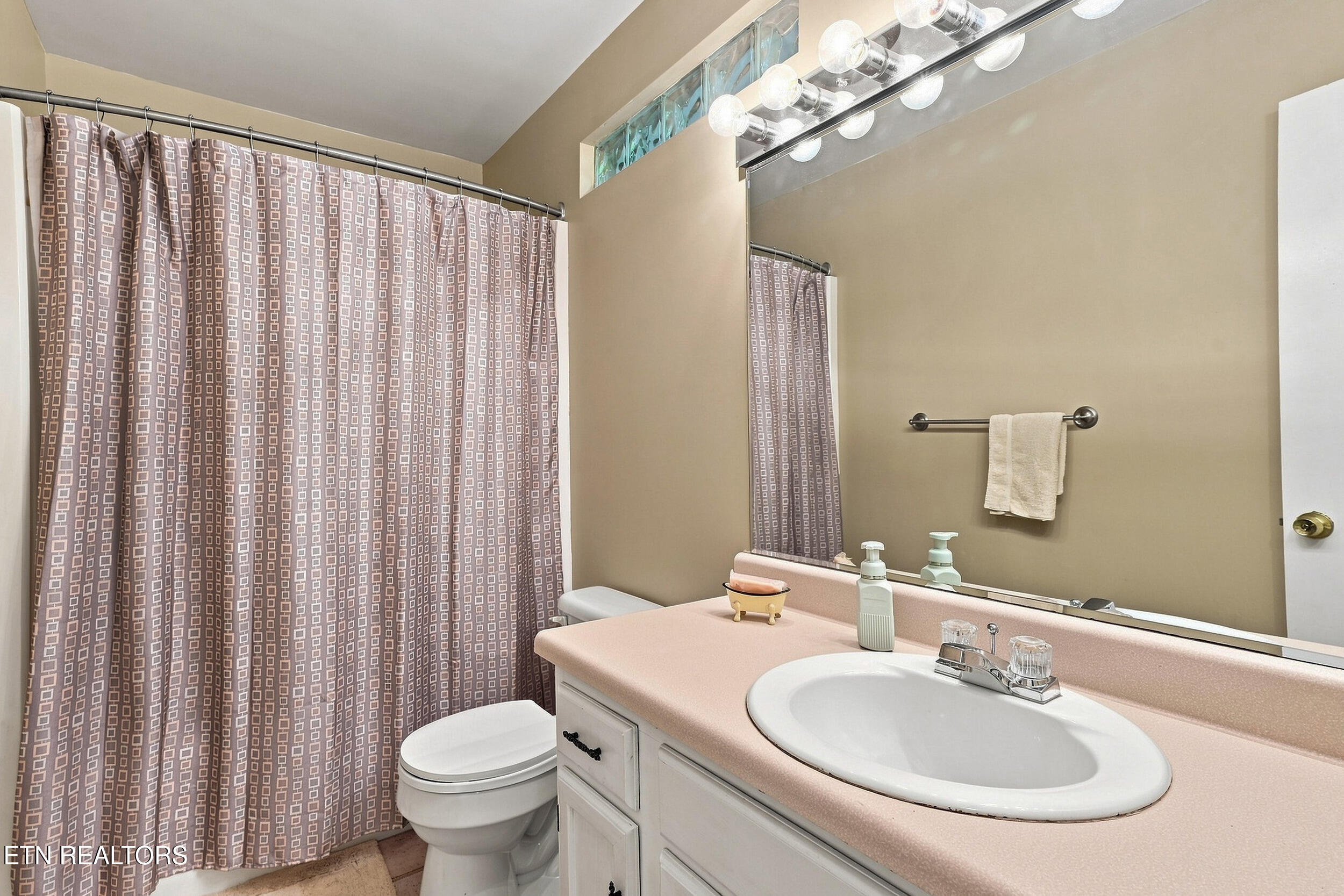 409 Jefferson Road Gatlinburg TN 37738