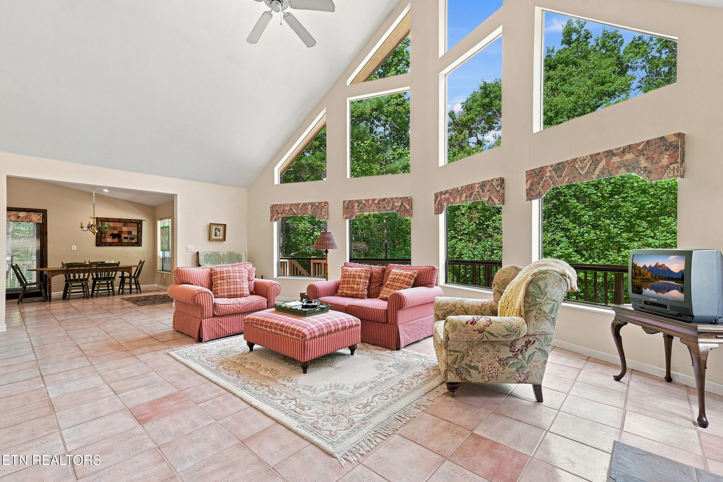 409 Jefferson Road Gatlinburg TN 37738