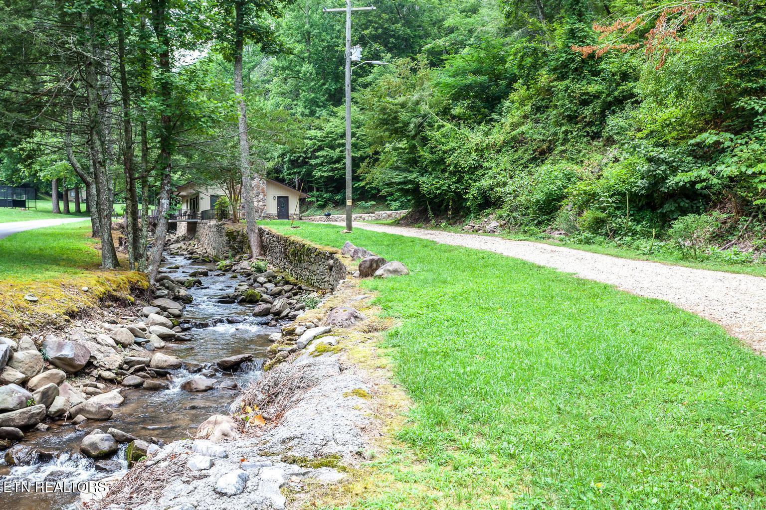 409 Jefferson Road Gatlinburg TN 37738