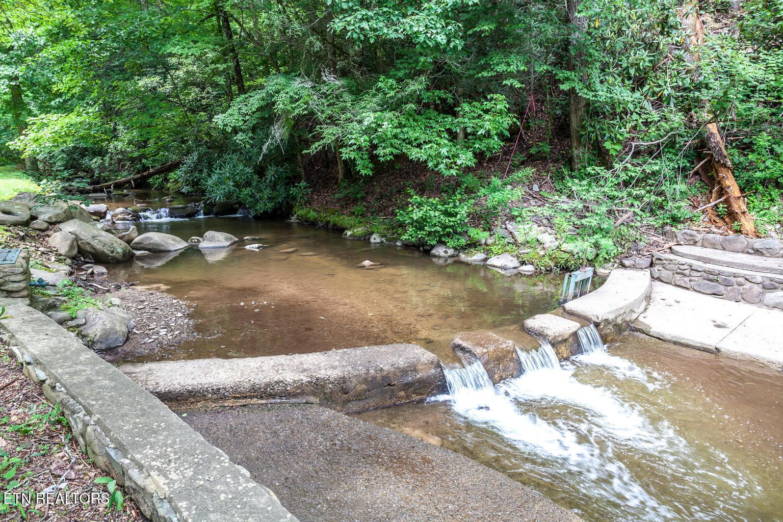 409 Jefferson Road Gatlinburg TN 37738