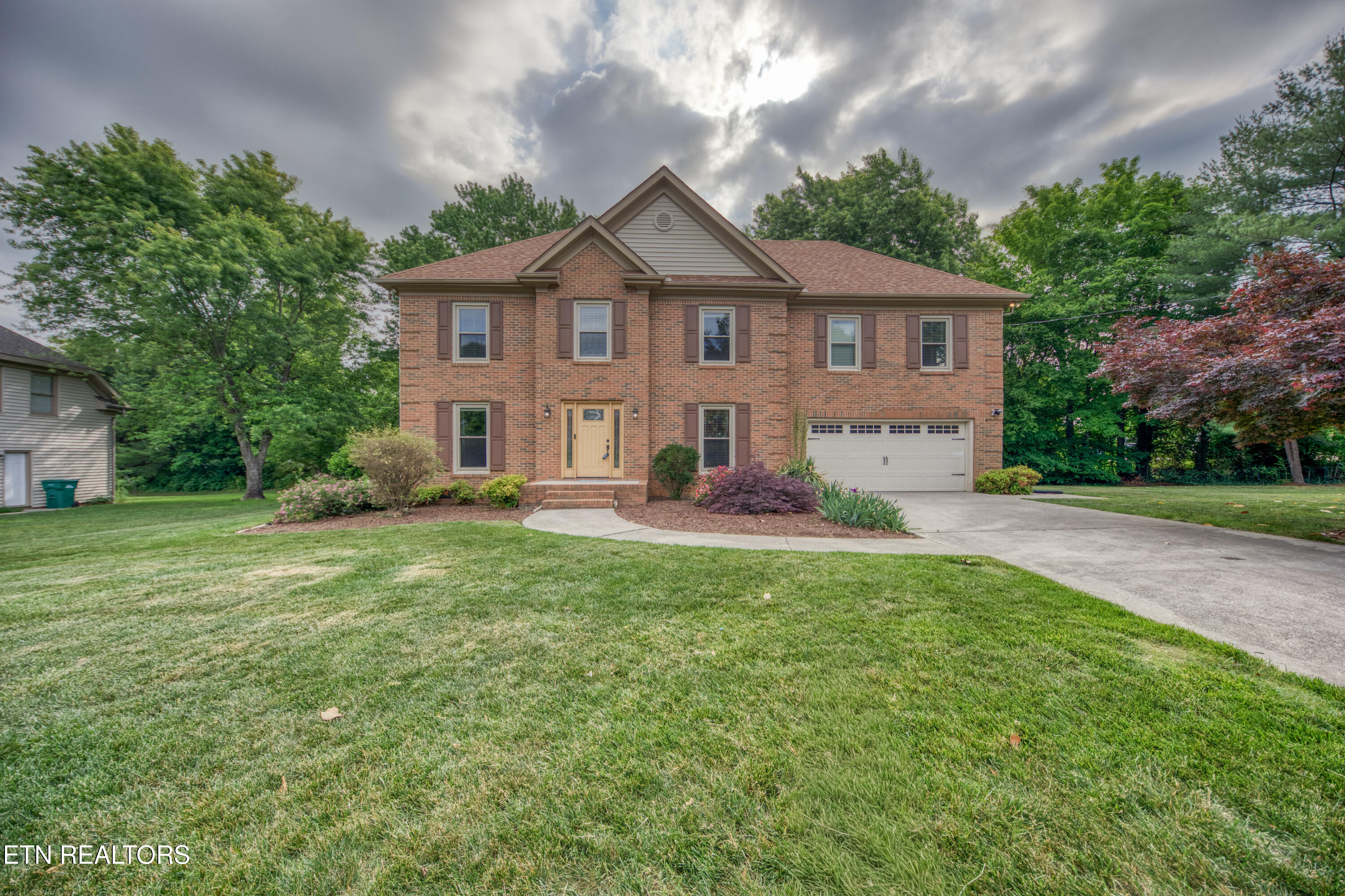 8901 Straw Flower Drive Knoxville TN 37922