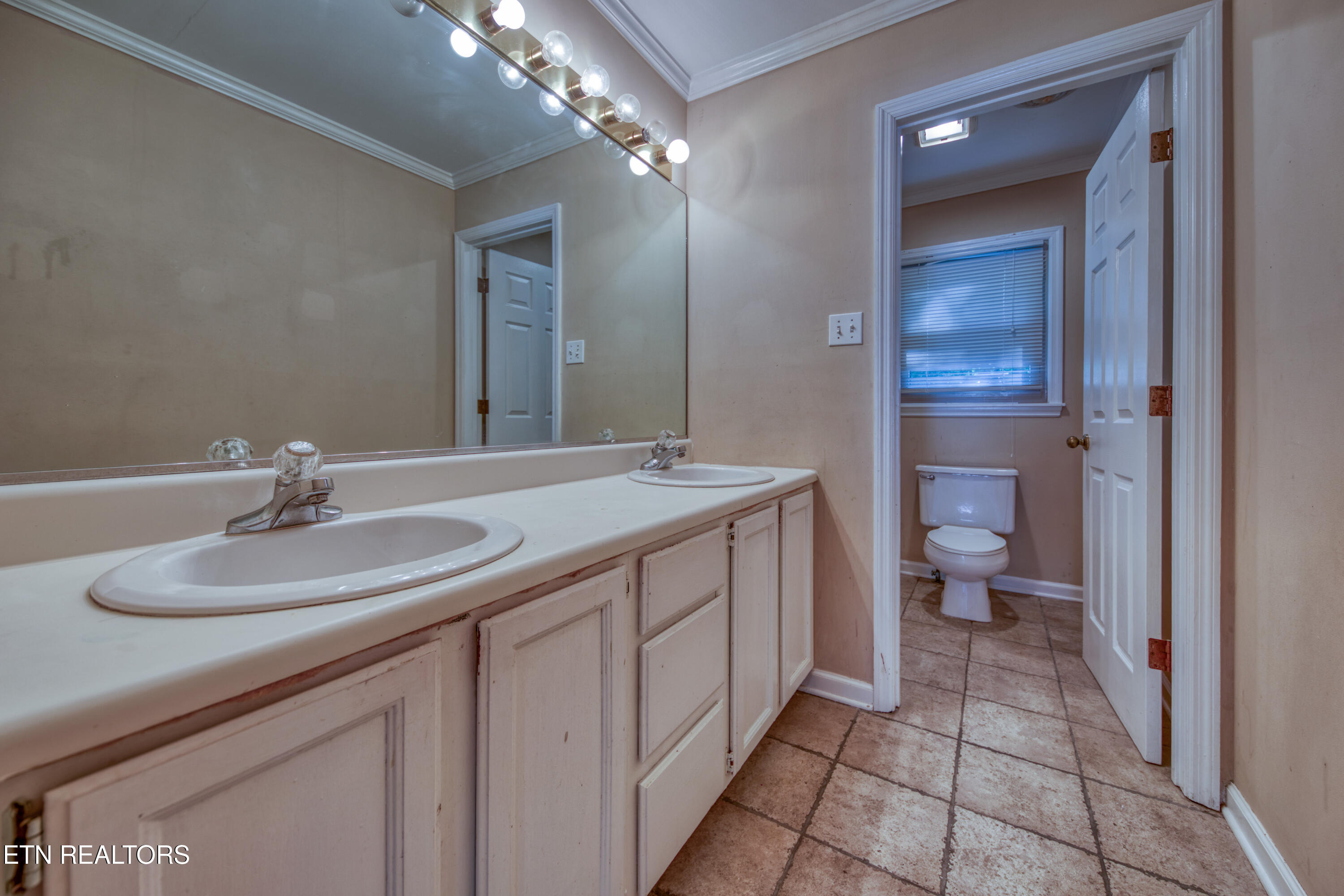 8901 Straw Flower Drive Knoxville TN 37922