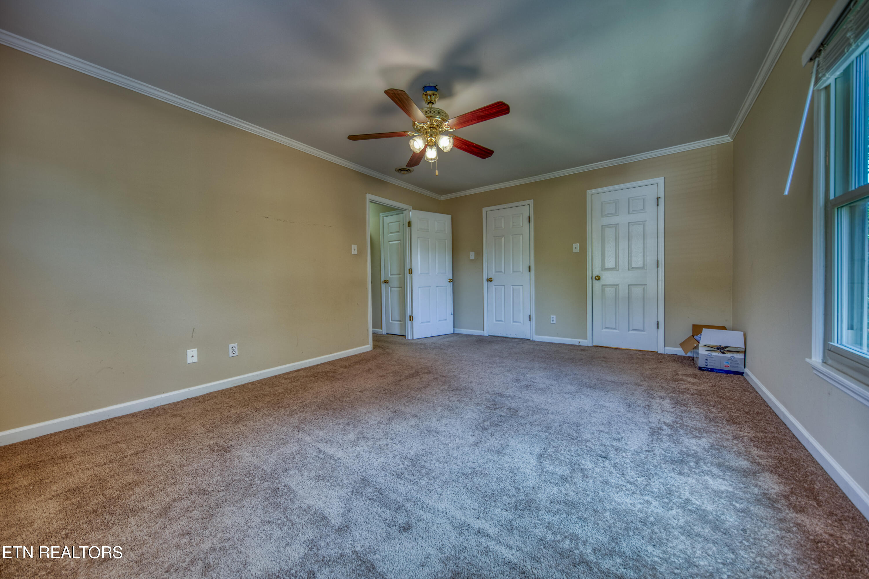 8901 Straw Flower Drive Knoxville TN 37922