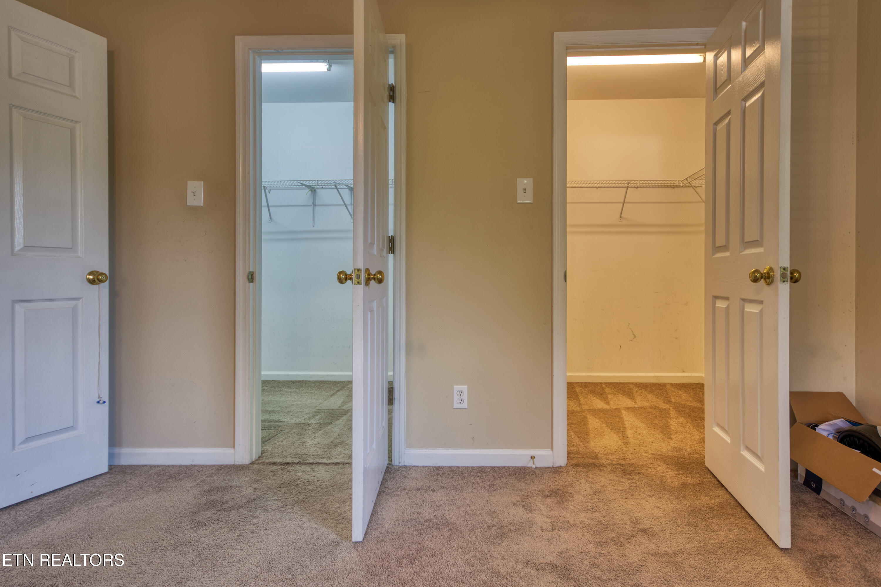 8901 Straw Flower Drive Knoxville TN 37922