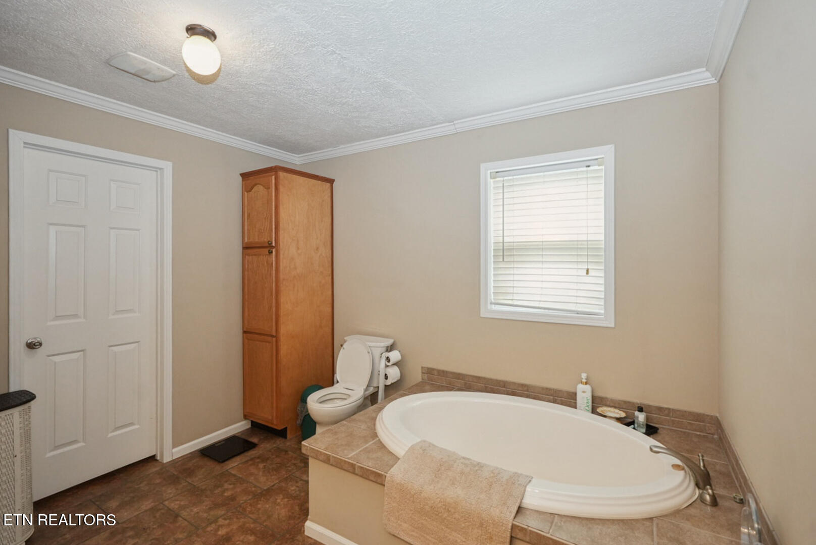 1366 Paradise Lane Dandridge TN 37725