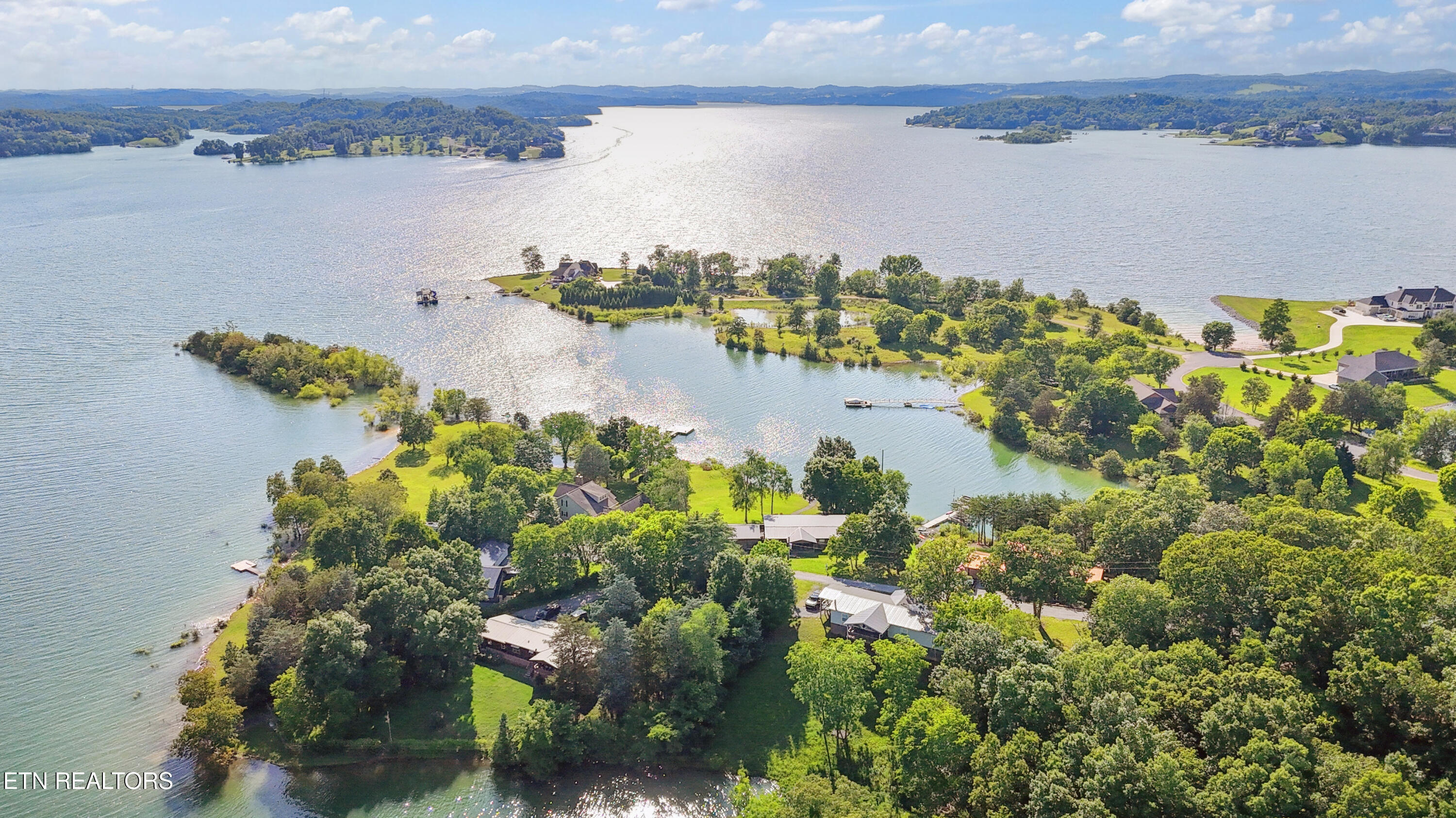 1366 Paradise Lane Dandridge TN 37725