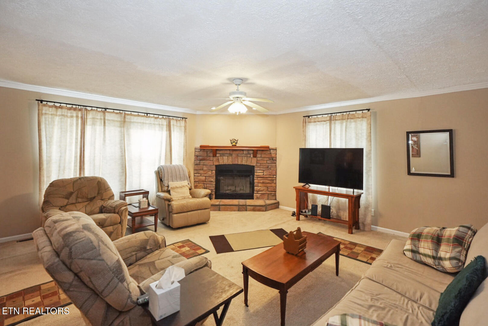 1366 Paradise Lane Dandridge TN 37725