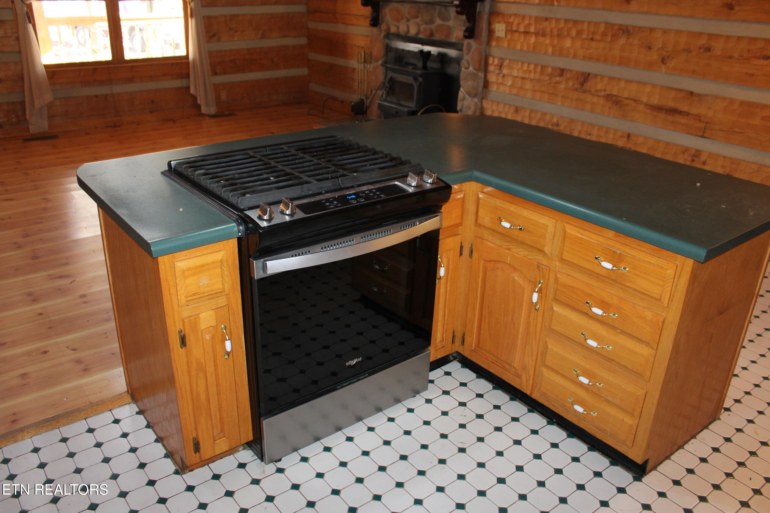 2510 Tinchtown Road Jamestown TN 38556