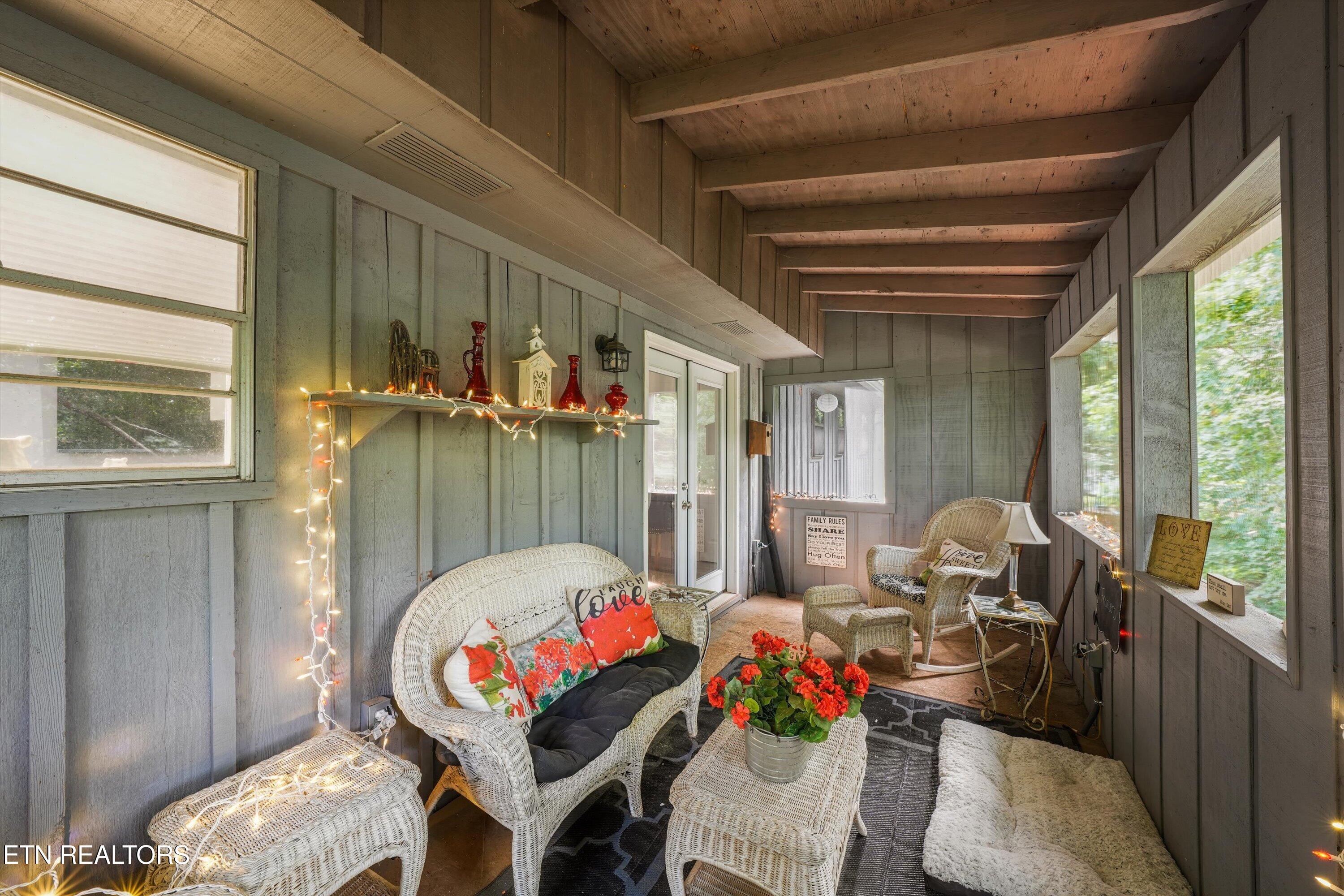 1659 Middlesettlements Road Maryville TN 37801