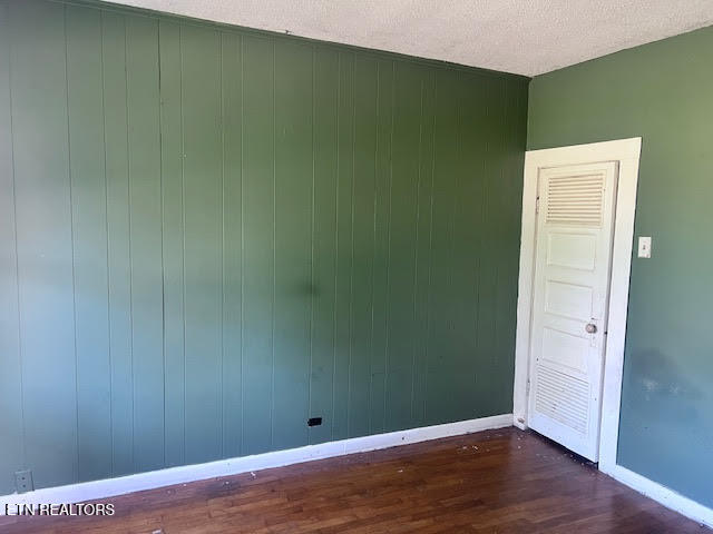 905 NW Queen Avenue Harriman TN 37748
