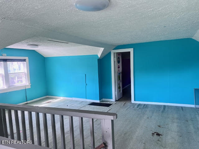 905 NW Queen Avenue Harriman TN 37748