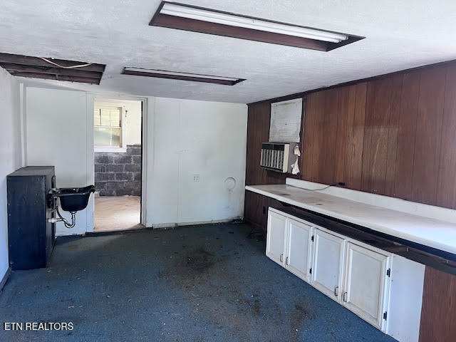 905 NW Queen Avenue Harriman TN 37748