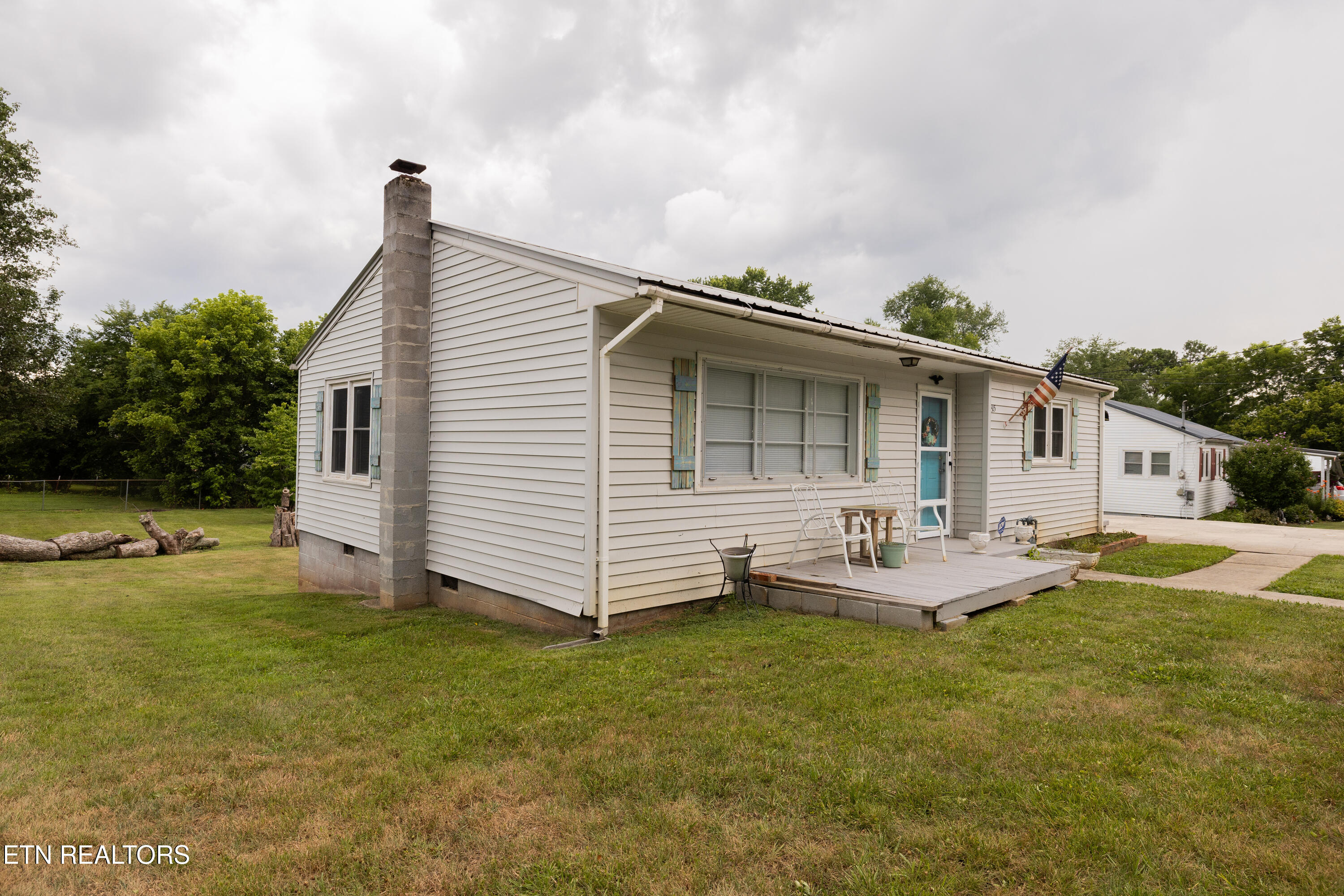 305 W Bronson Street Sparta TN 38583